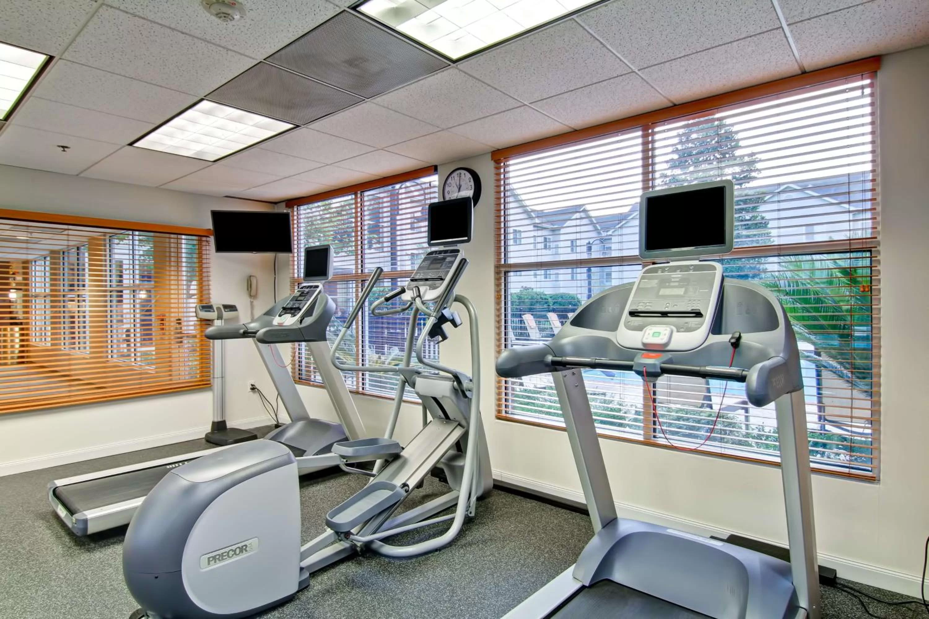 Fitness centre/facilities in Homewood Suites Houston Kingwood Parc Airport Area