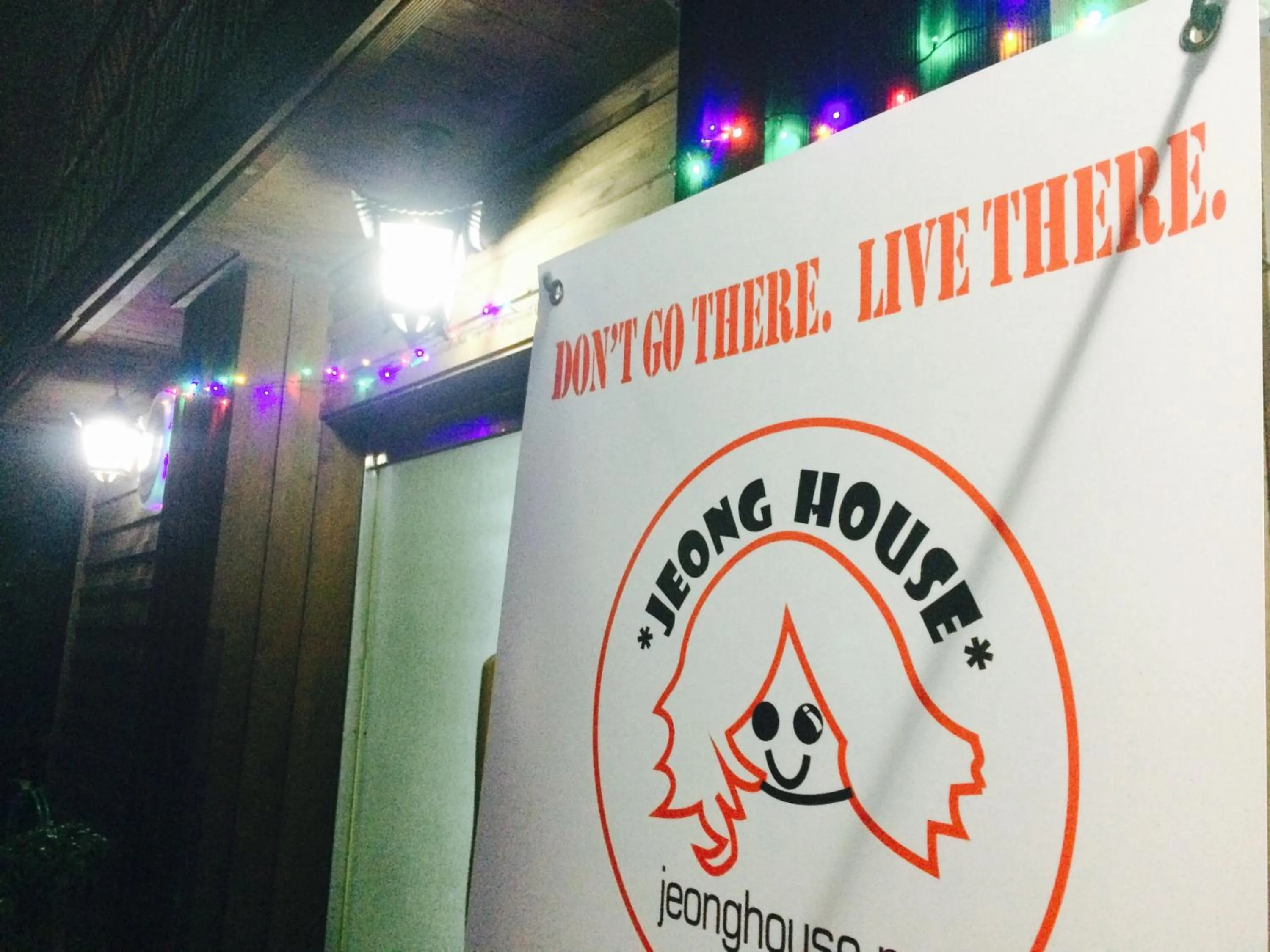 Property building in Jeong House