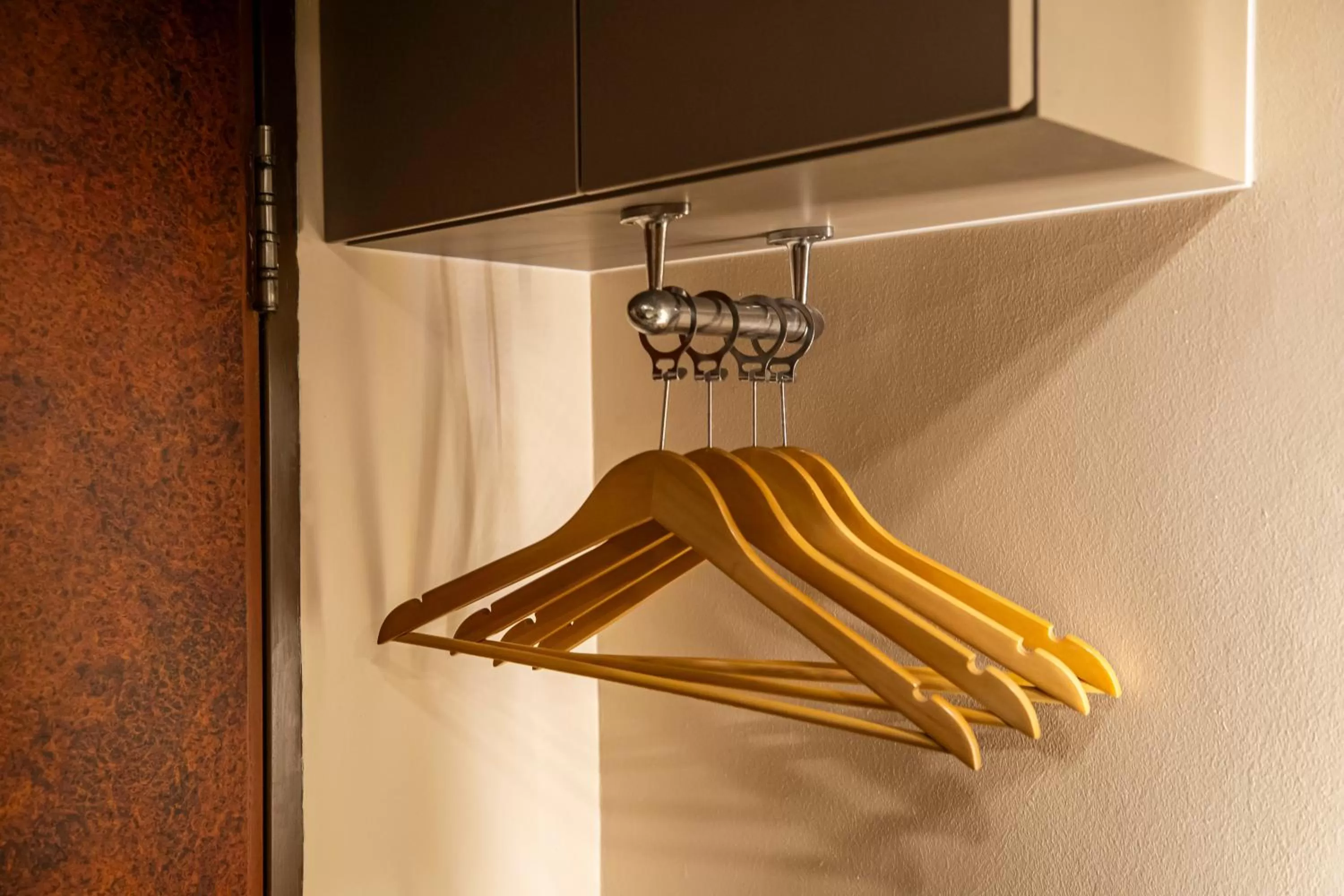 wardrobe in Fragrance Hotel - Oasis