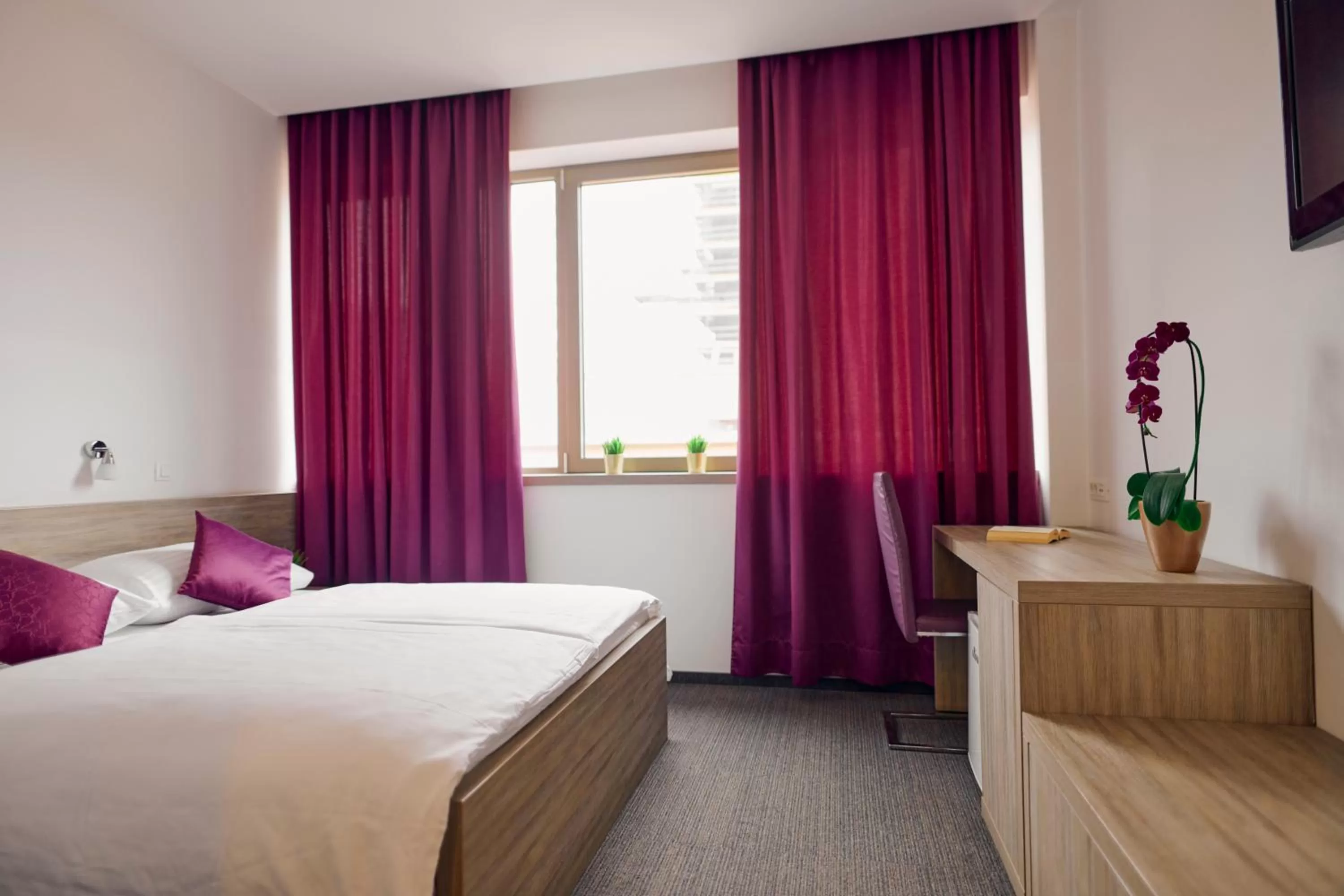 Bedroom, Bed in Hotel Meksiko