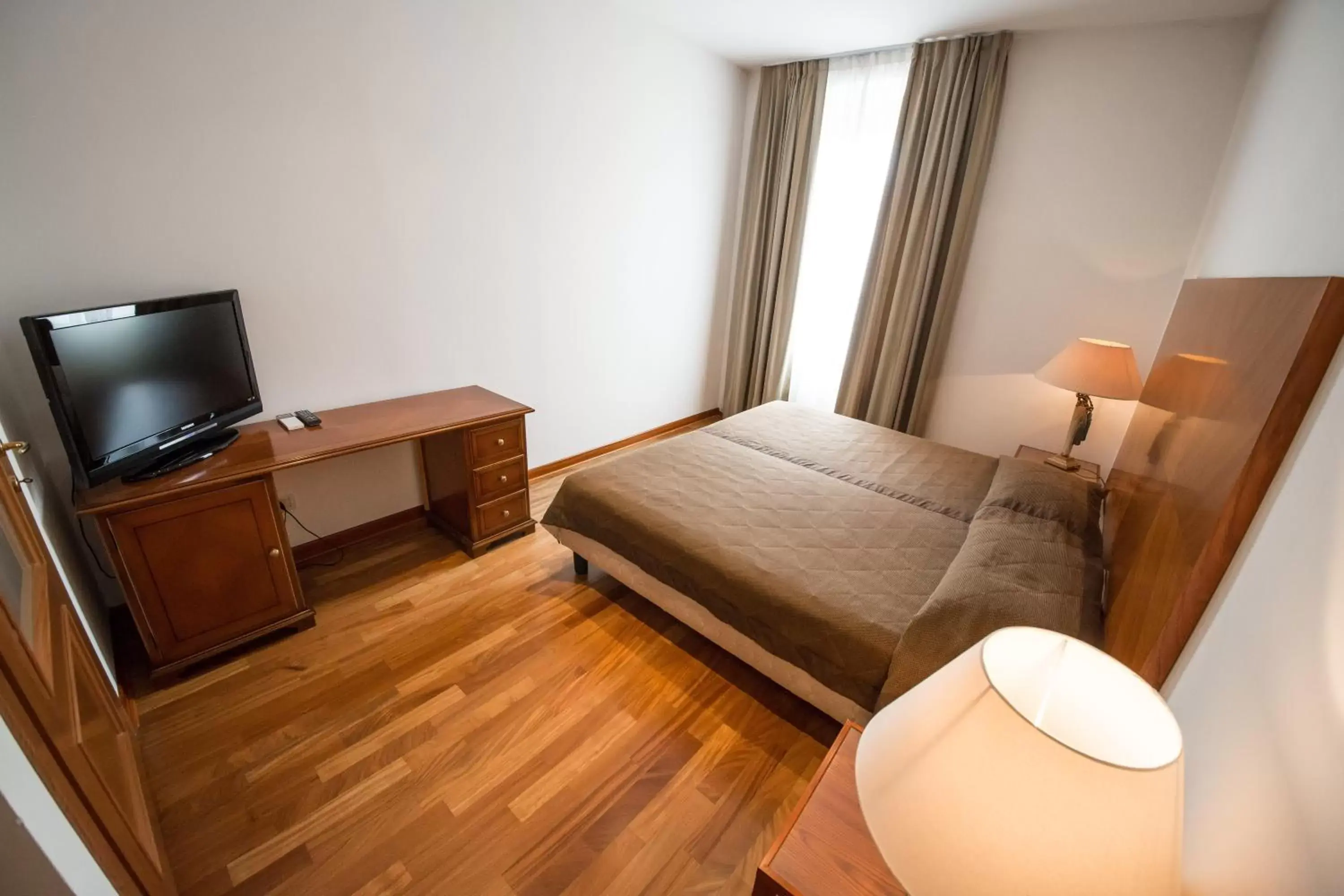 One-Bedroom Apartment in Residence Victoria One-Bedroom Apartment in Residence Victoria