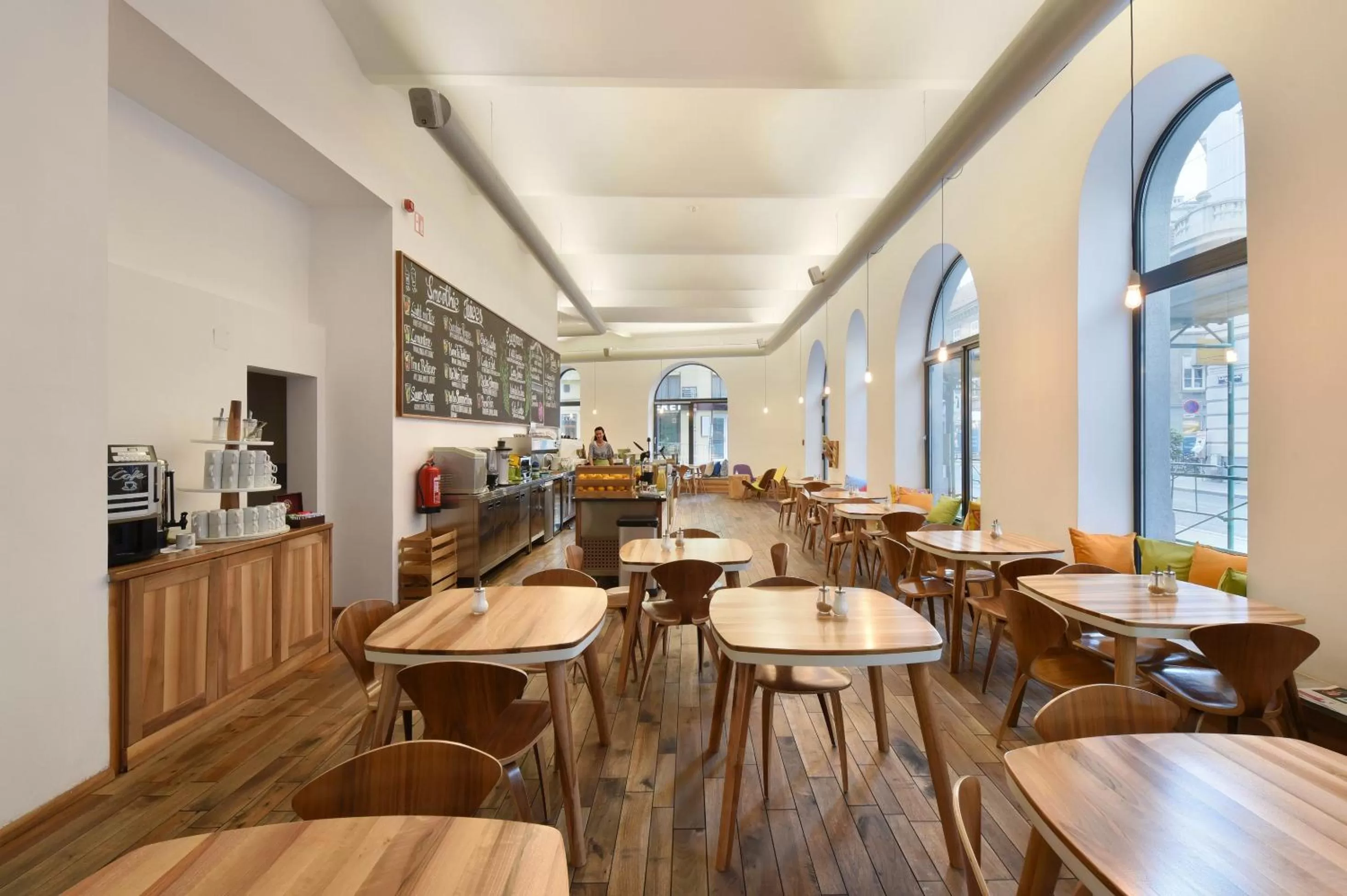 Restaurant/places to eat in Hotel Mocca