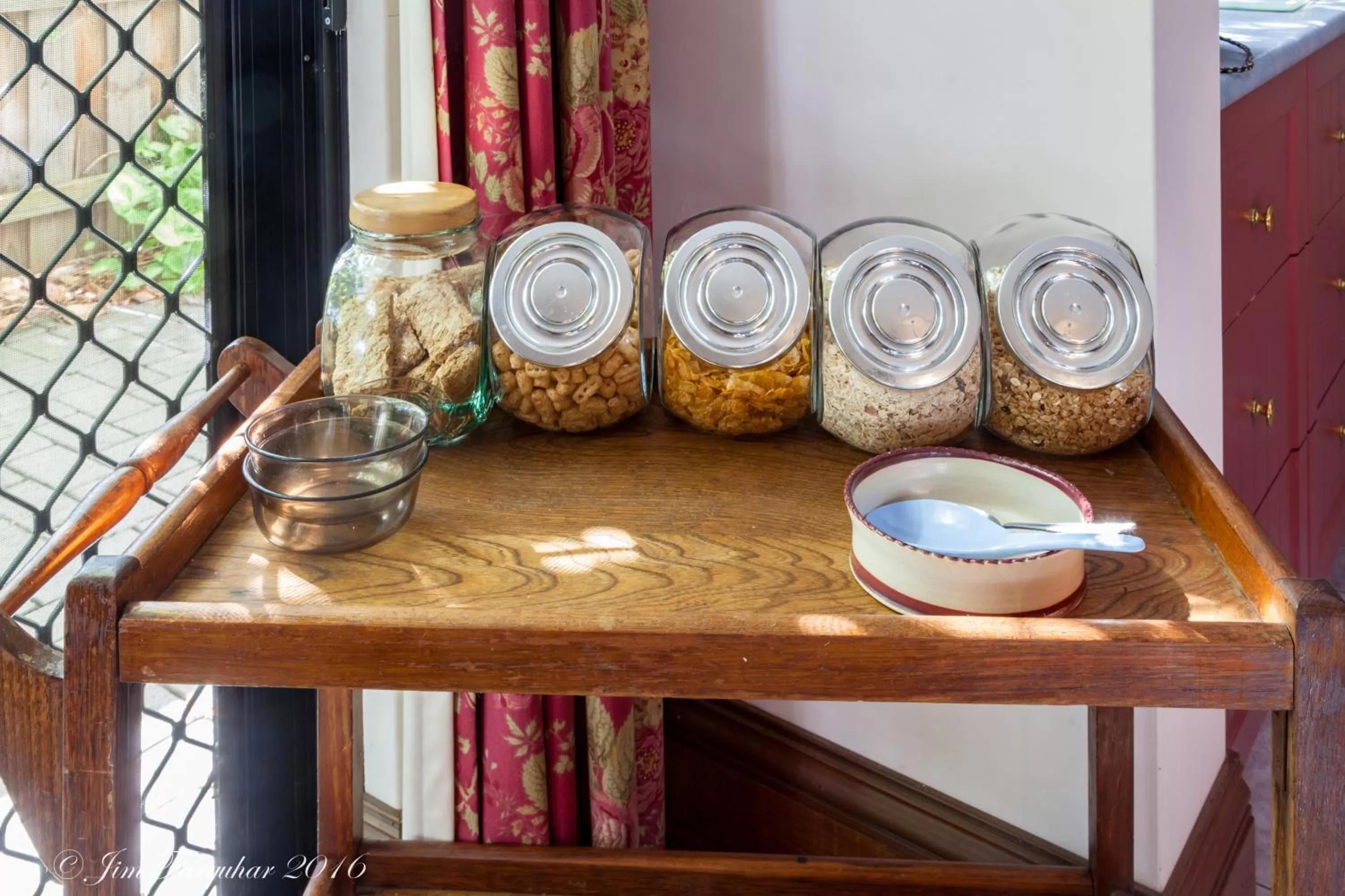 Continental breakfast in Aarn House B&B Airport Accommodation