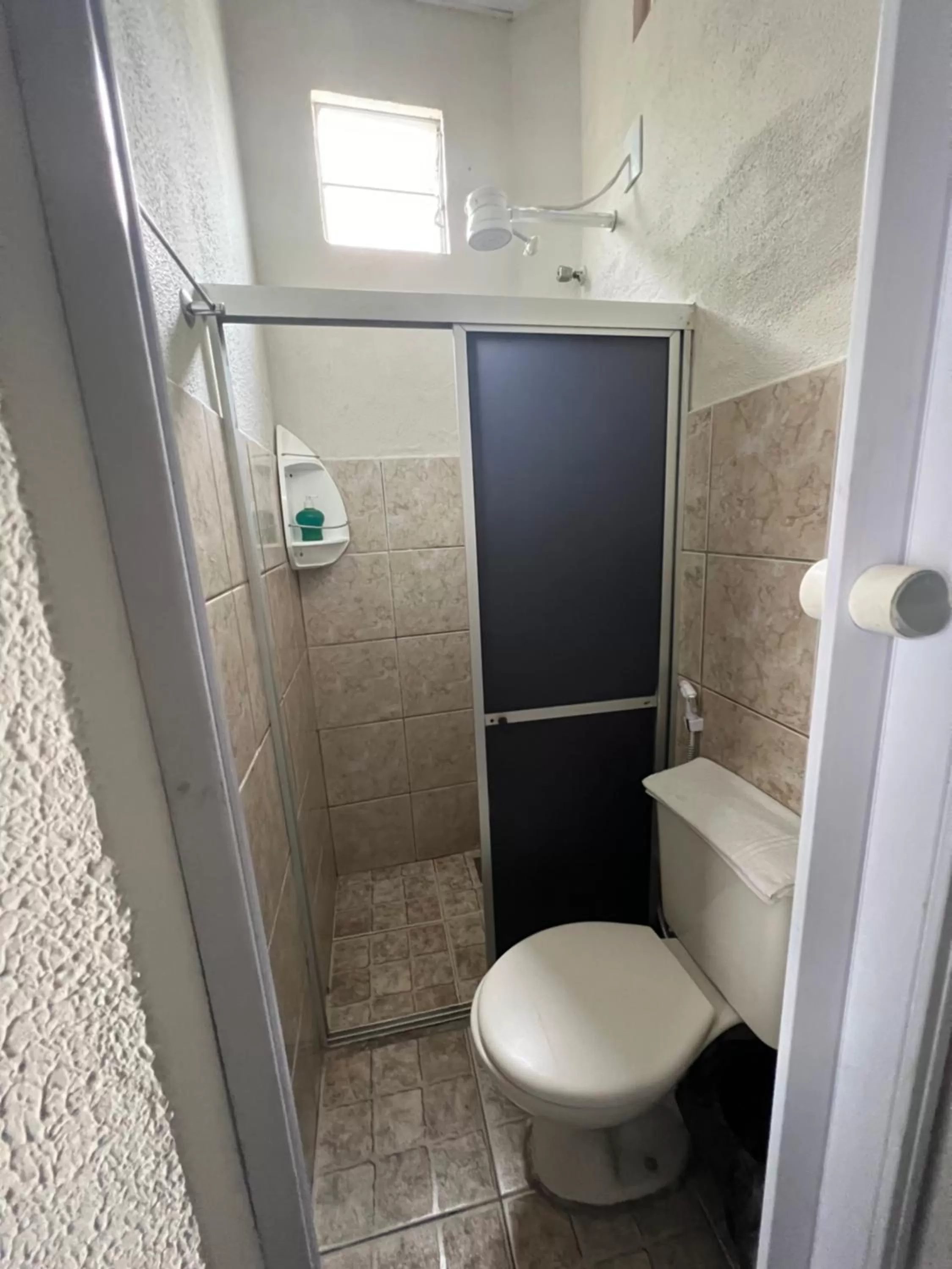 Shower, Bathroom in Pousada Hostal Iracema