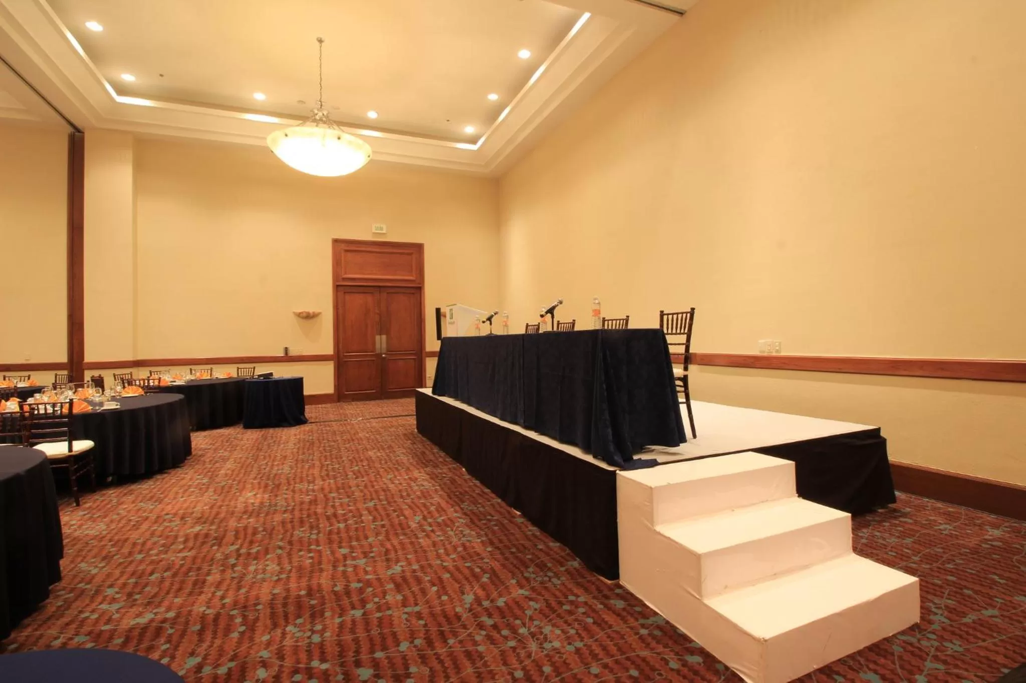 Meeting/conference room in Holiday Inn Monterrey Valle by IHG