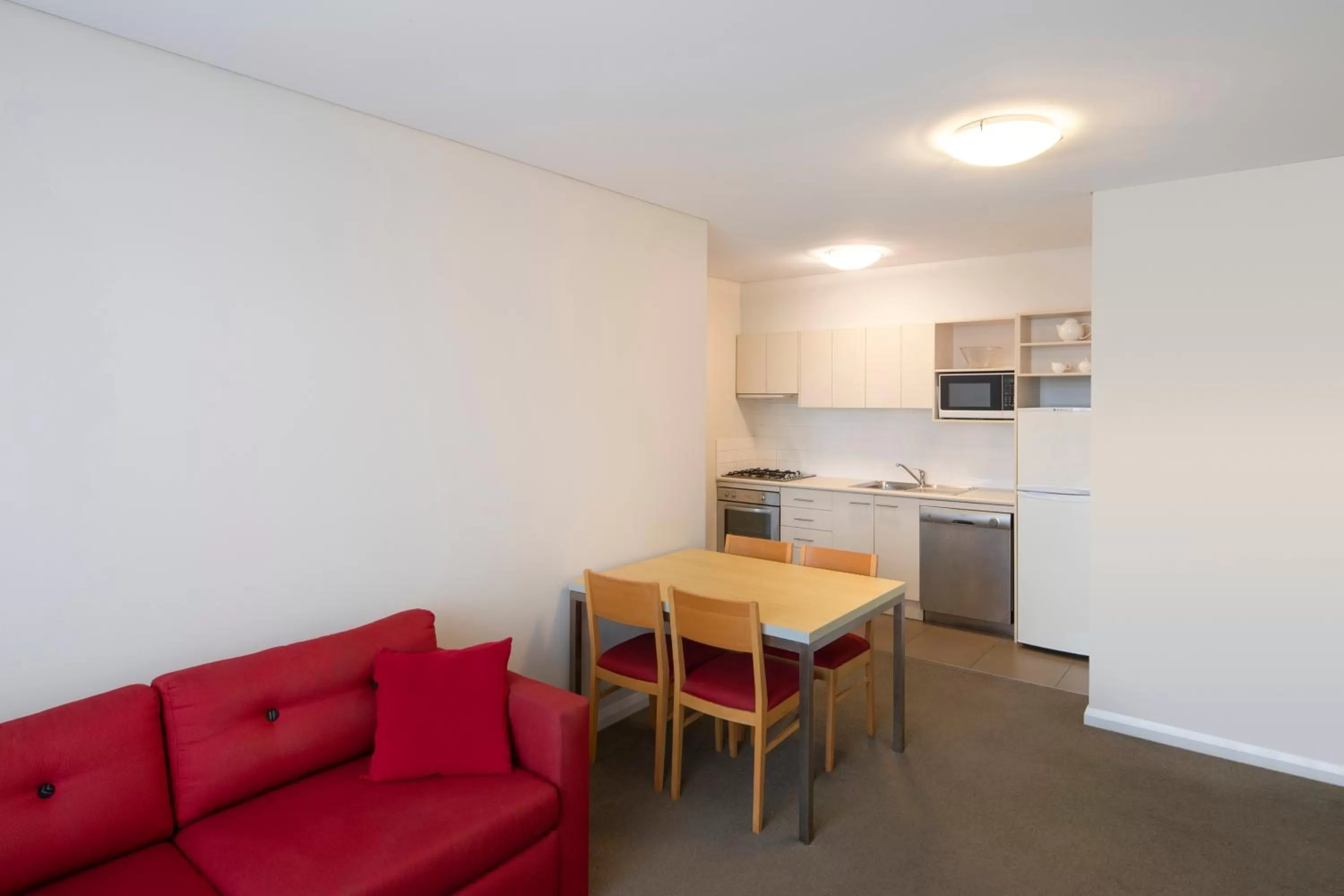 Kitchen or kitchenette in Mantra Castle Hill Sydney, an Accor Hotel