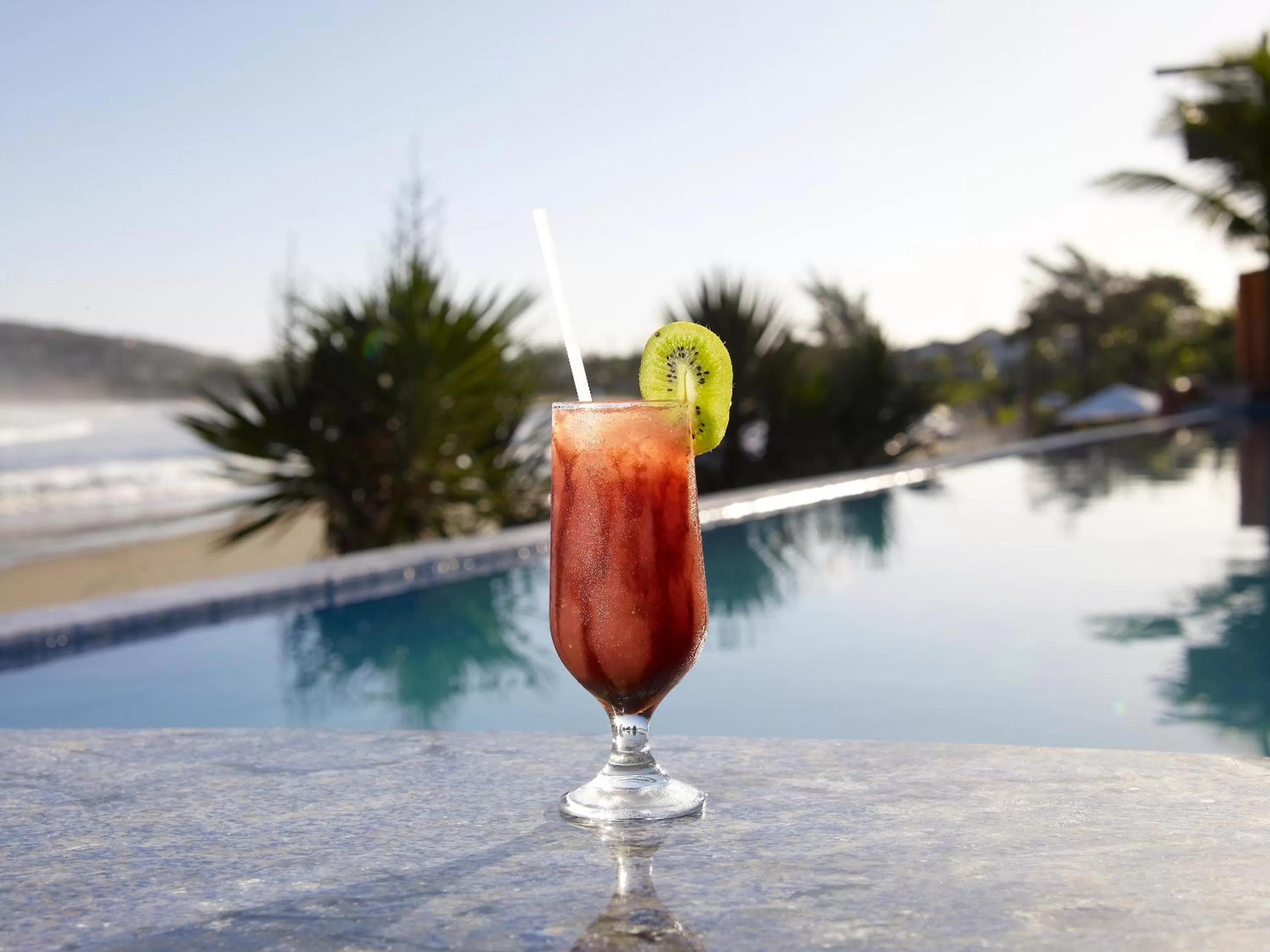 Swimming pool in Chez Pitu Praia Hotel