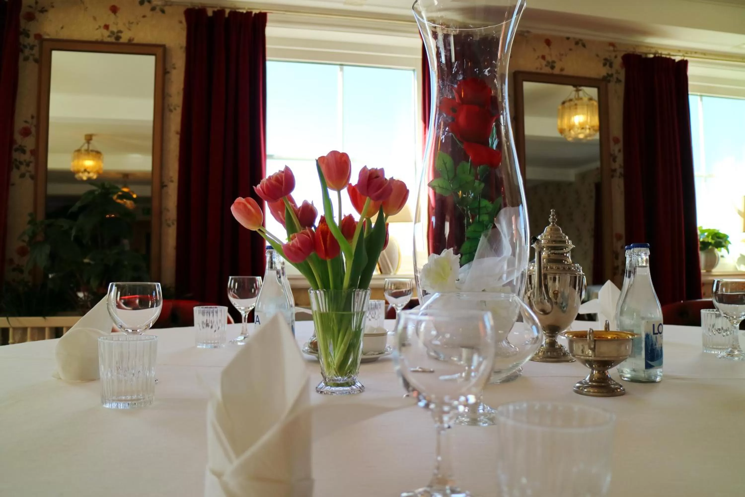 Buffet breakfast in Vänerport Lakefront Hotell