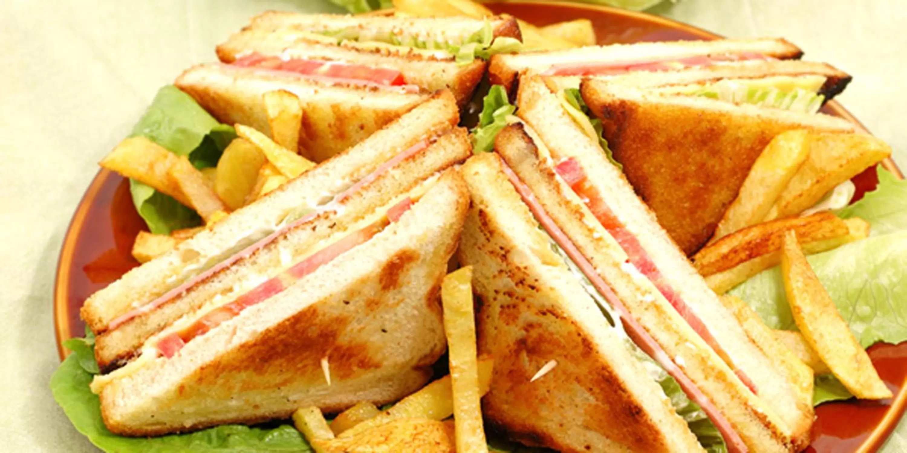 Food in Side Walk Hotel