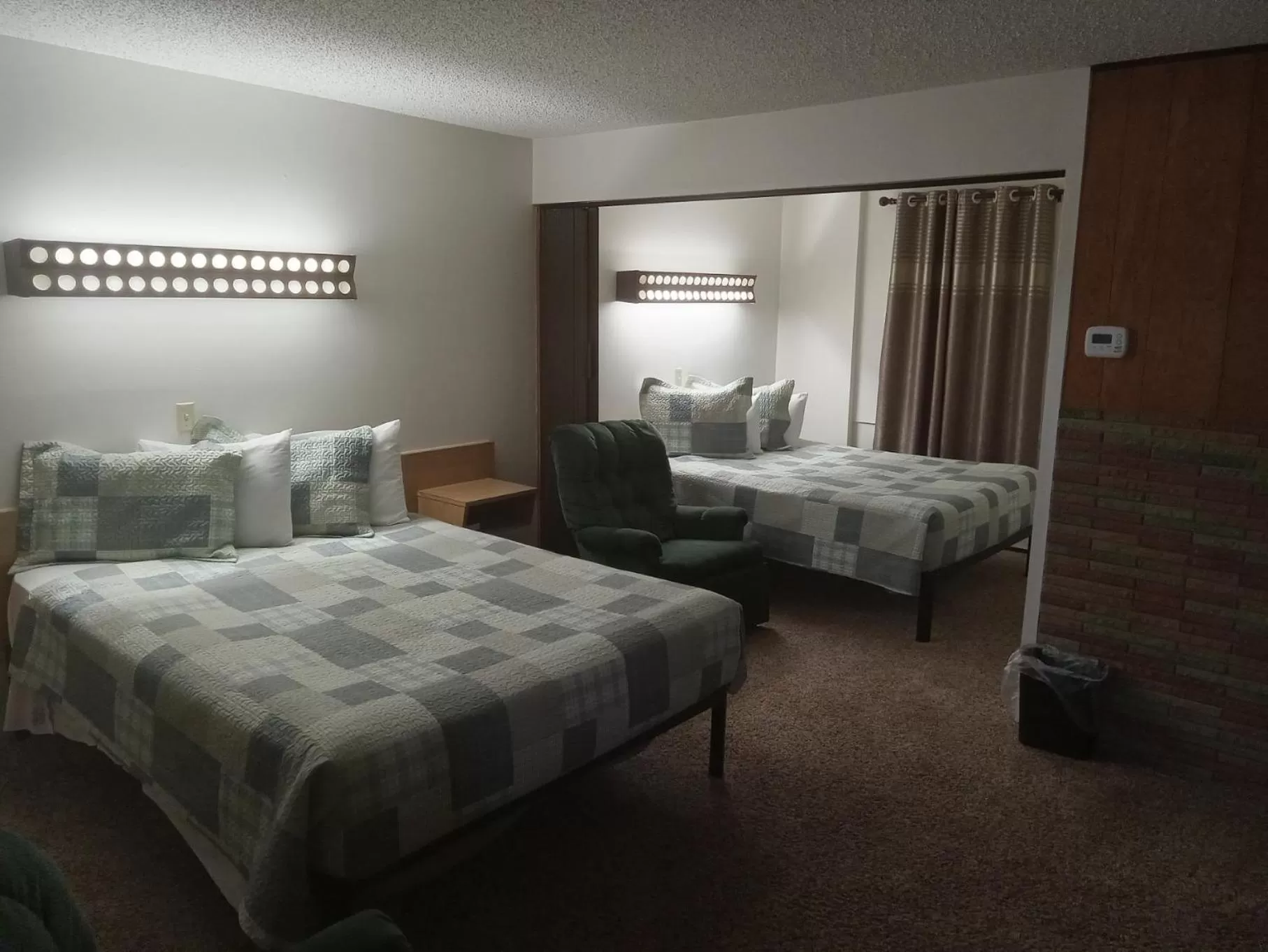 Bedroom, Bed in Siesta Motel