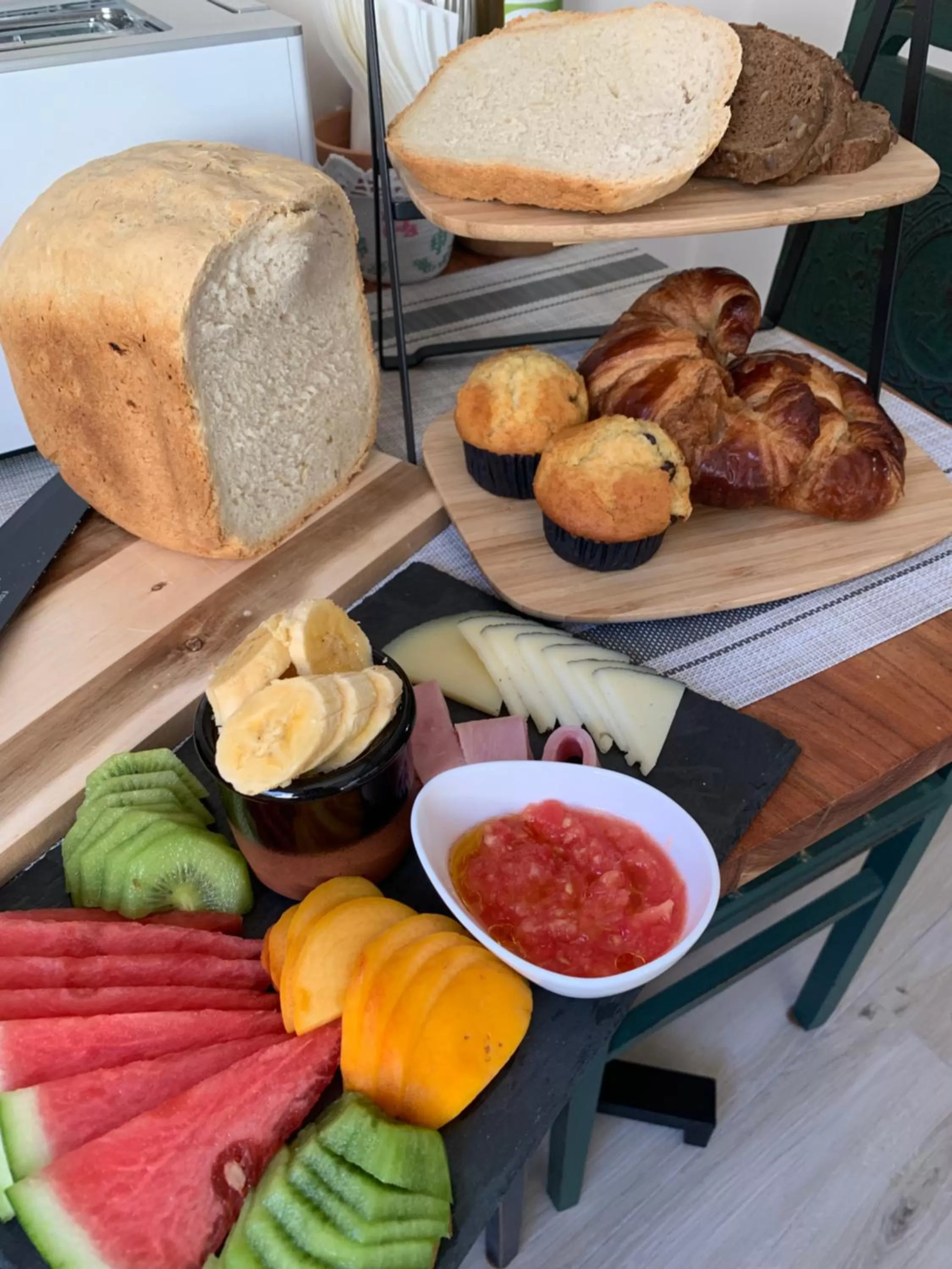 Breakfast in Villa Moana