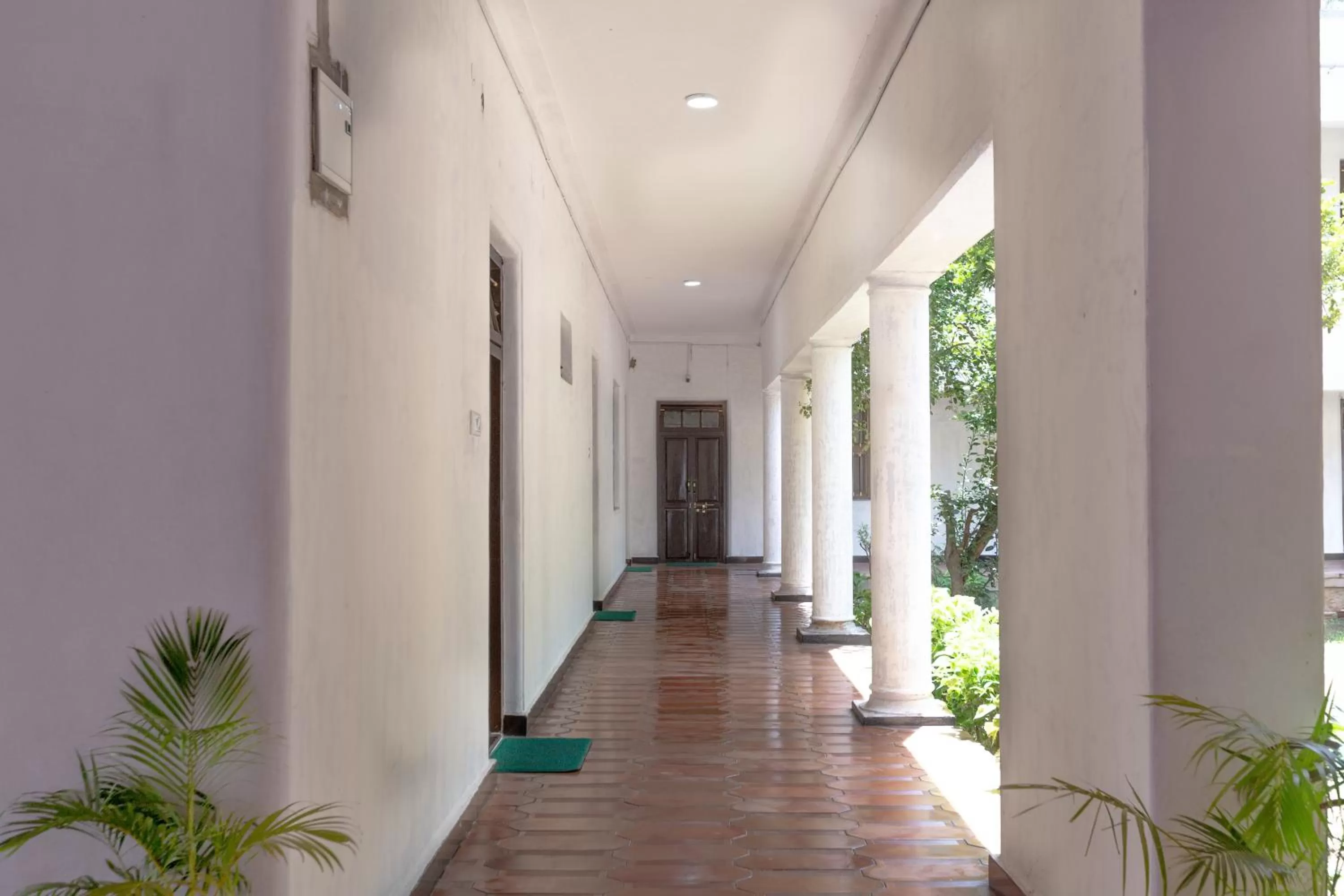 KSTDC Hotel Mayura Vijayanagara Hampi