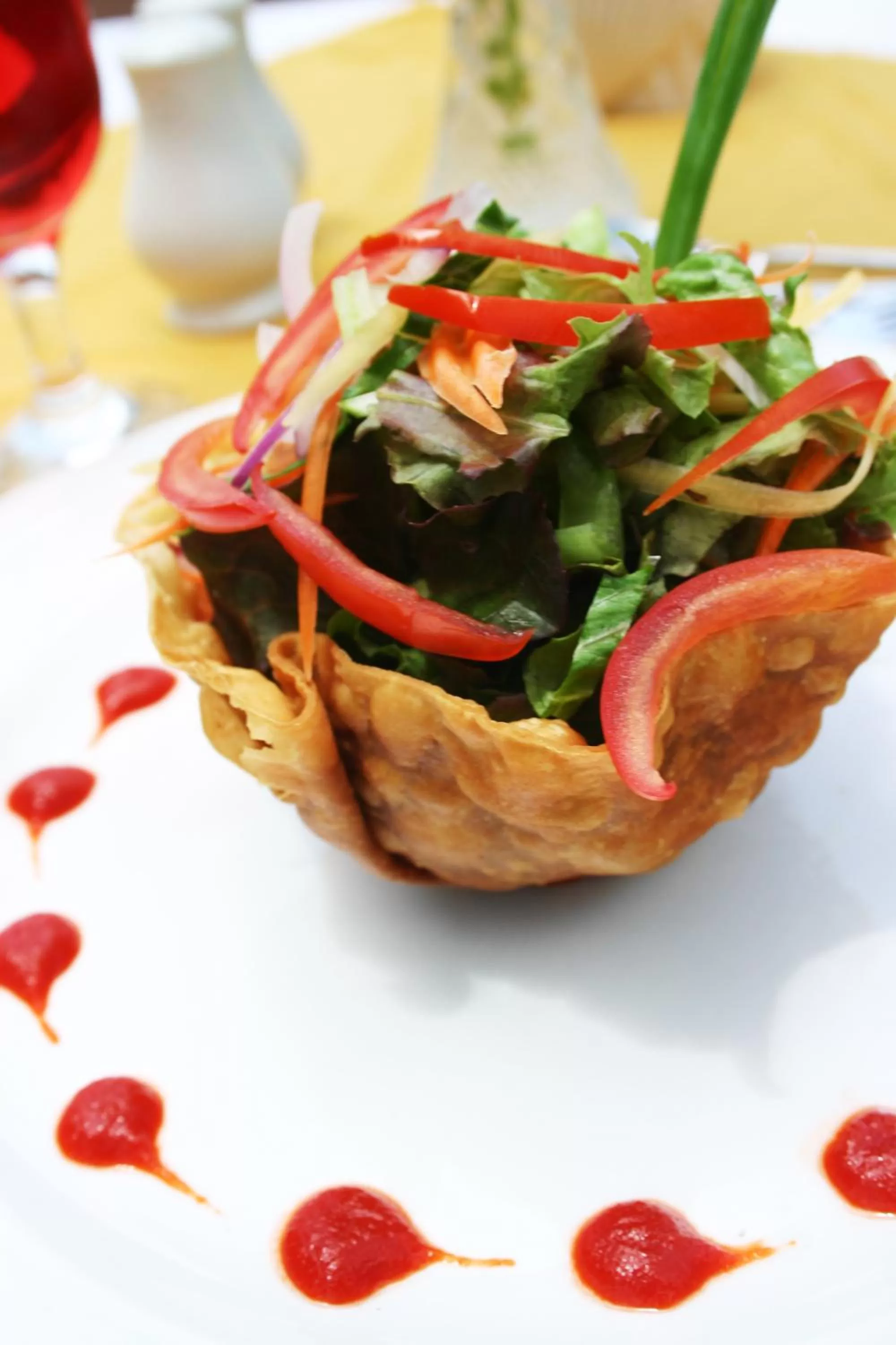 Food and drinks in Accra Beach Hotel & Spa