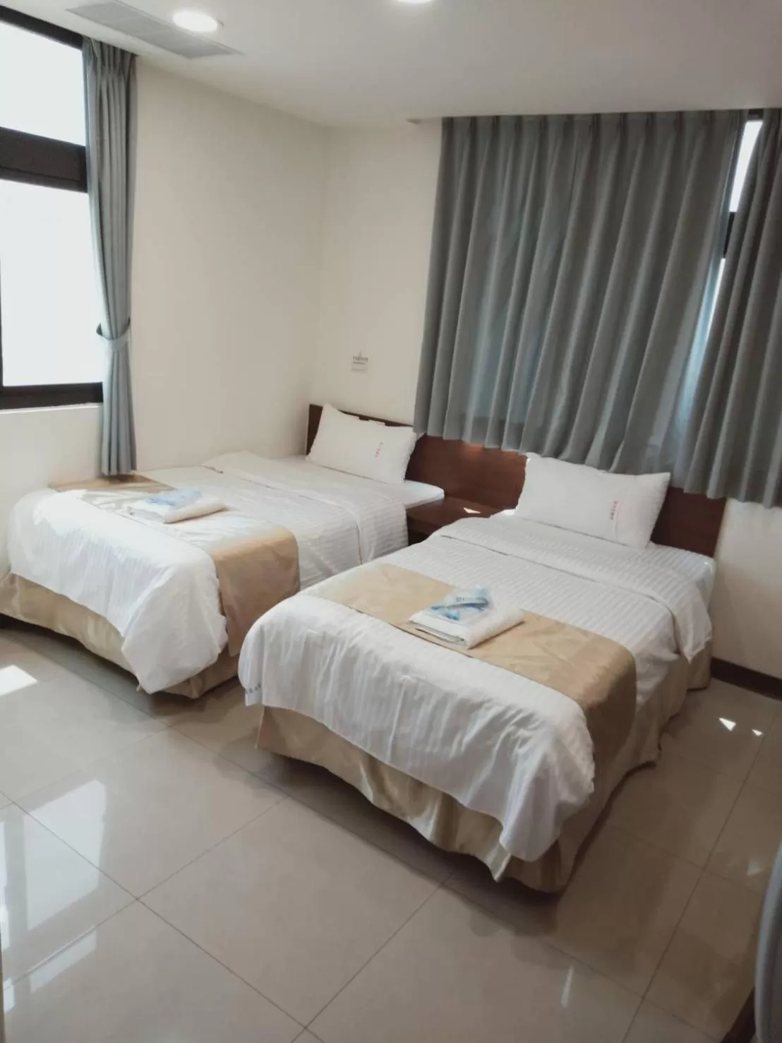 Photo of the whole room, Bed in Frank B&B