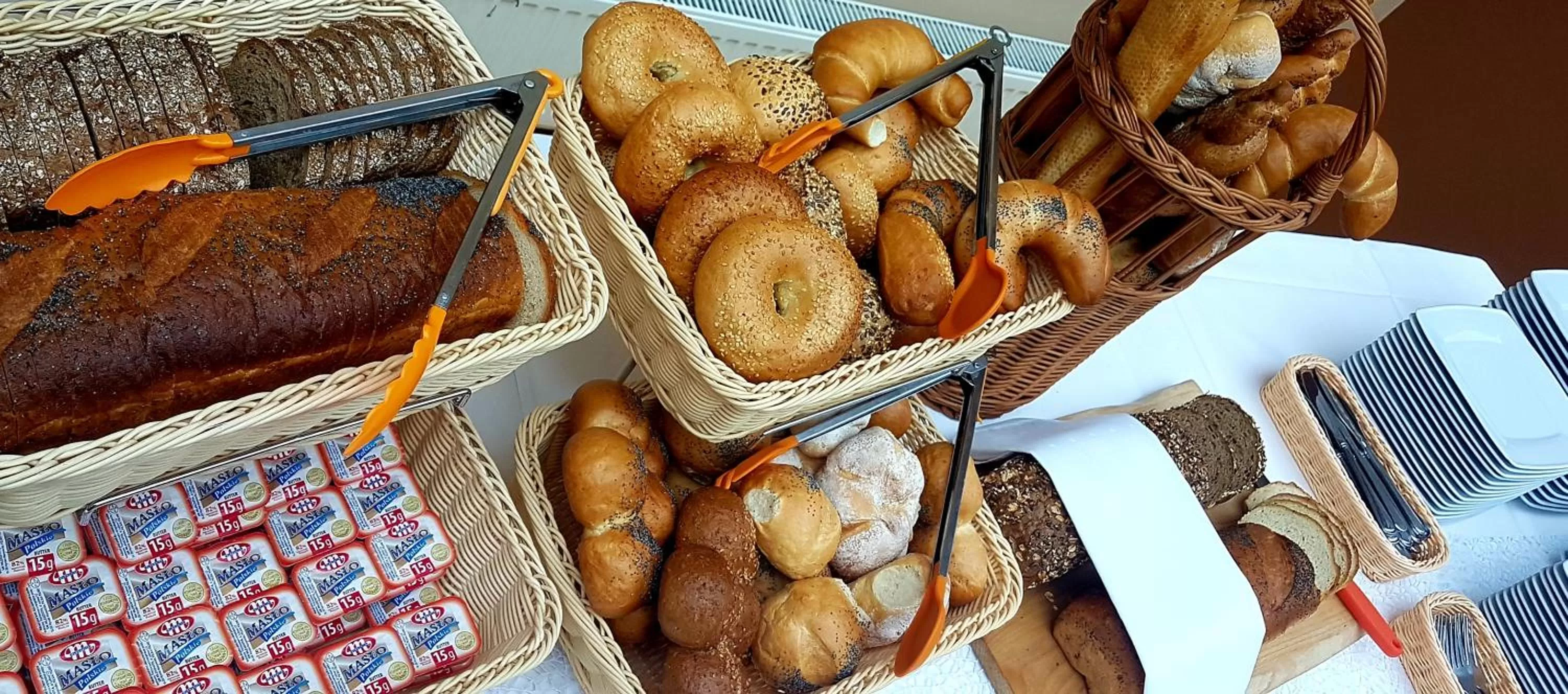 Breakfast in Hotel Gromada Pila