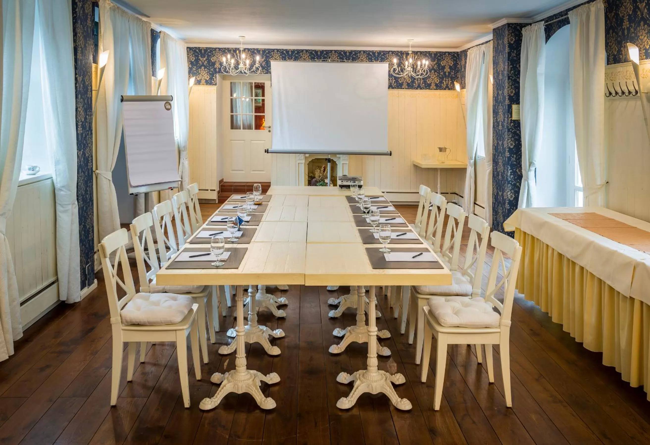 Meeting/conference room in Hotel Wellness Goldenes Fass Meißen