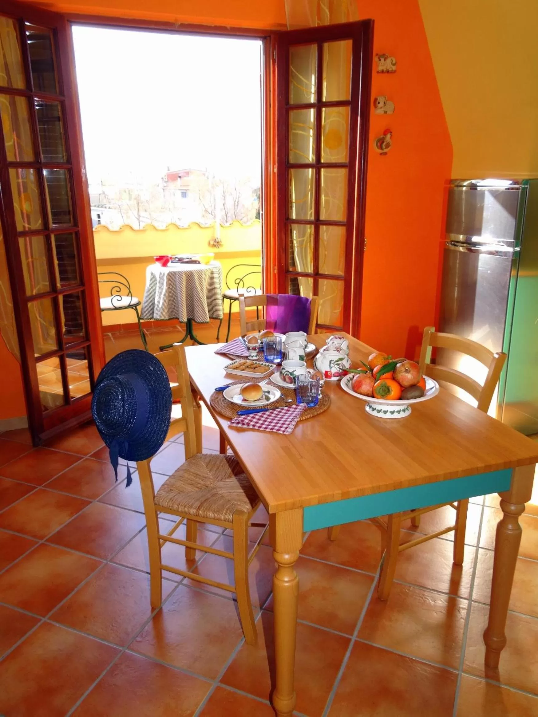 Breakfast in BB DoliaHouse