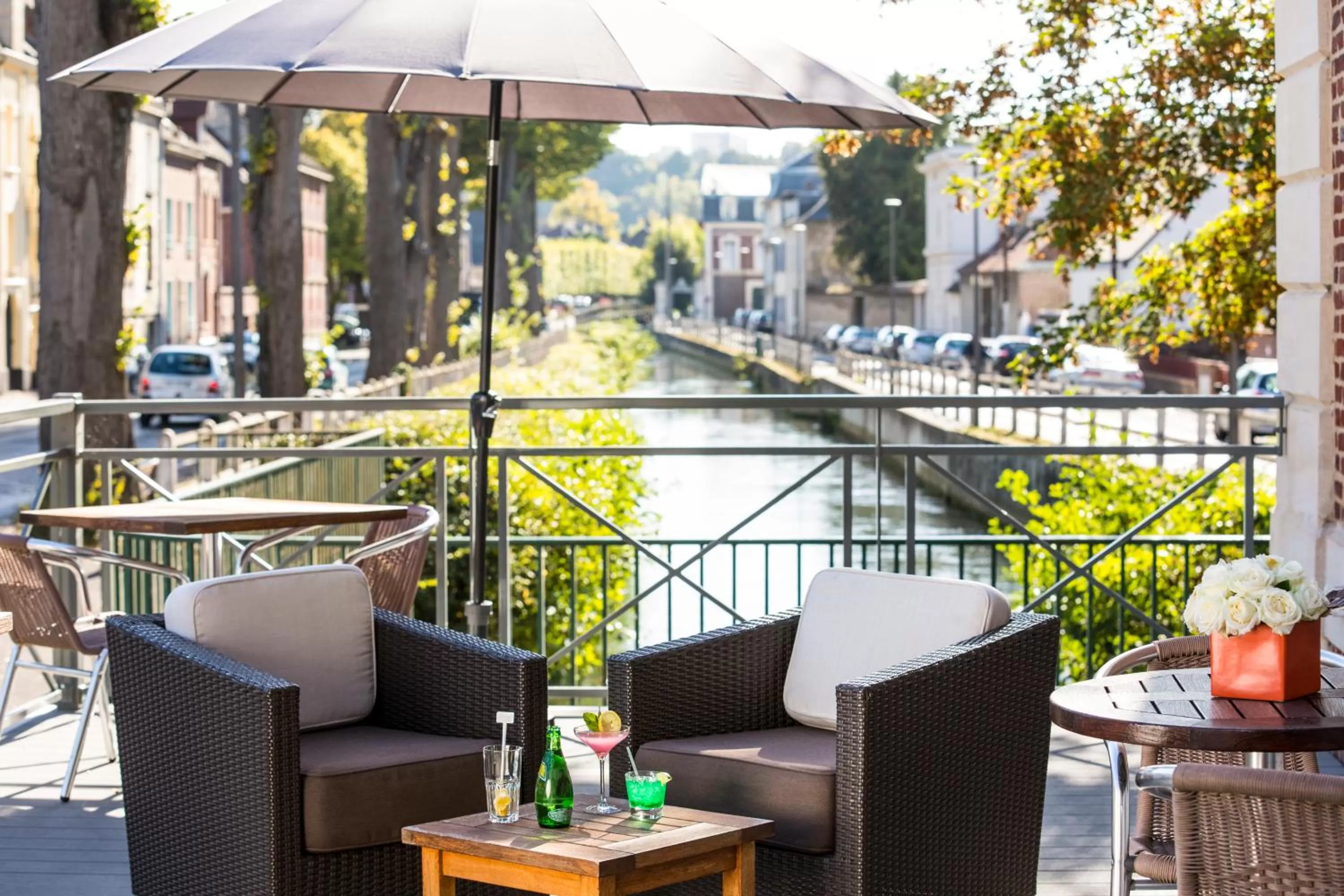 Patio in Mercure Beauvais Centre Cathédrale