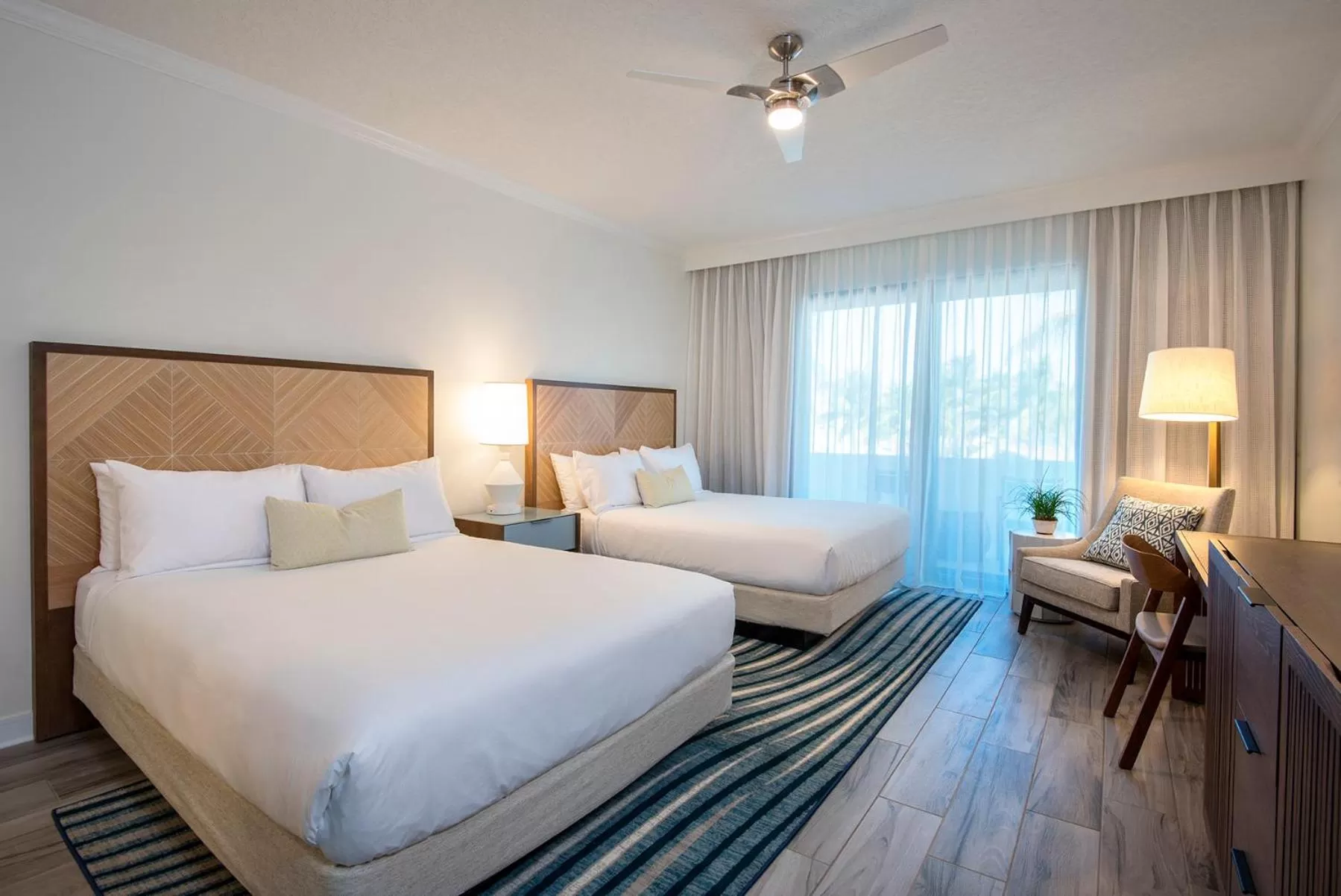 Bedroom, Bed in Hawks Cay Resort