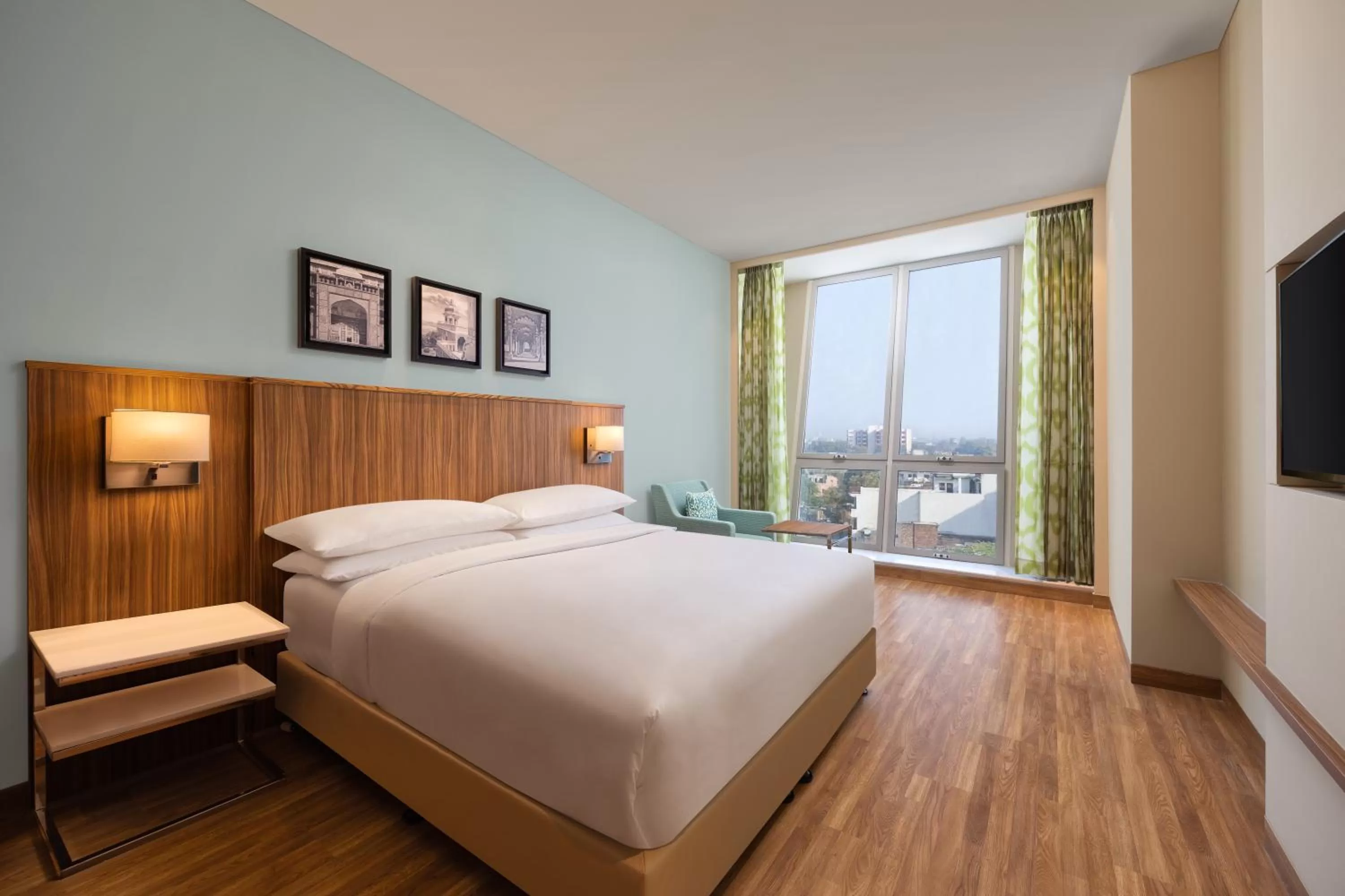 Bedroom, Bed in Fairfield by Marriott Agra