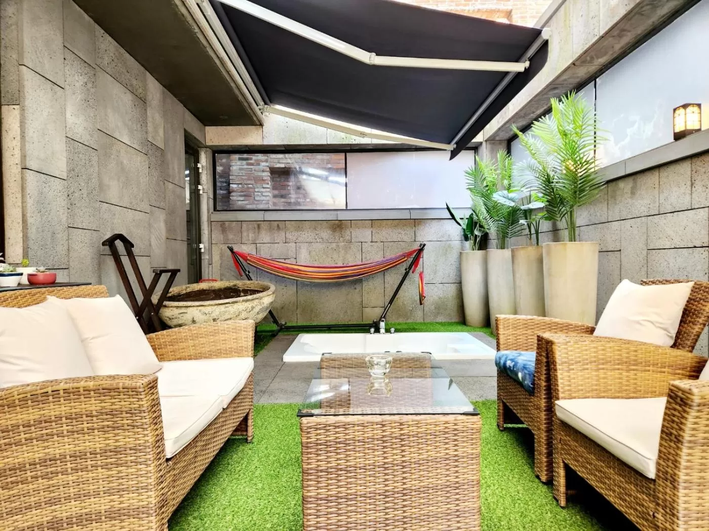 Balcony/Terrace in JS Boutique Hotel