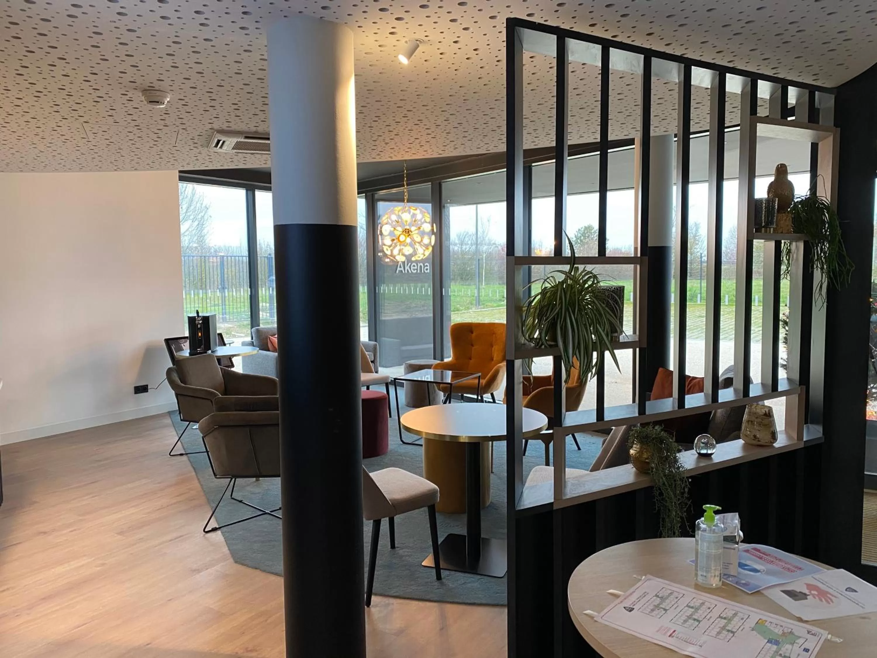 Property building in Hôtel Akena Troyes - La Chapelle St-Luc