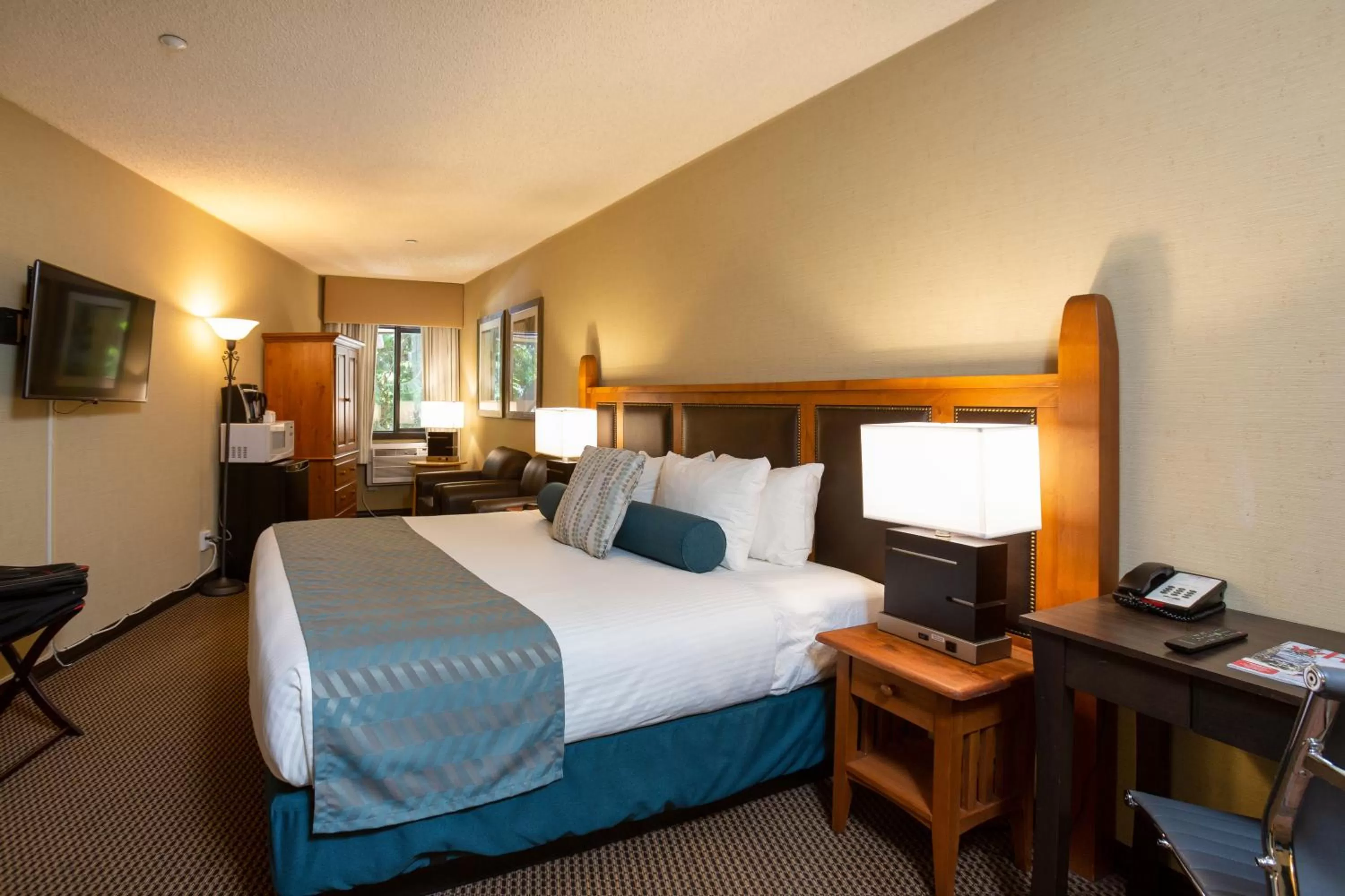 Bed in Blackcomb Lodge