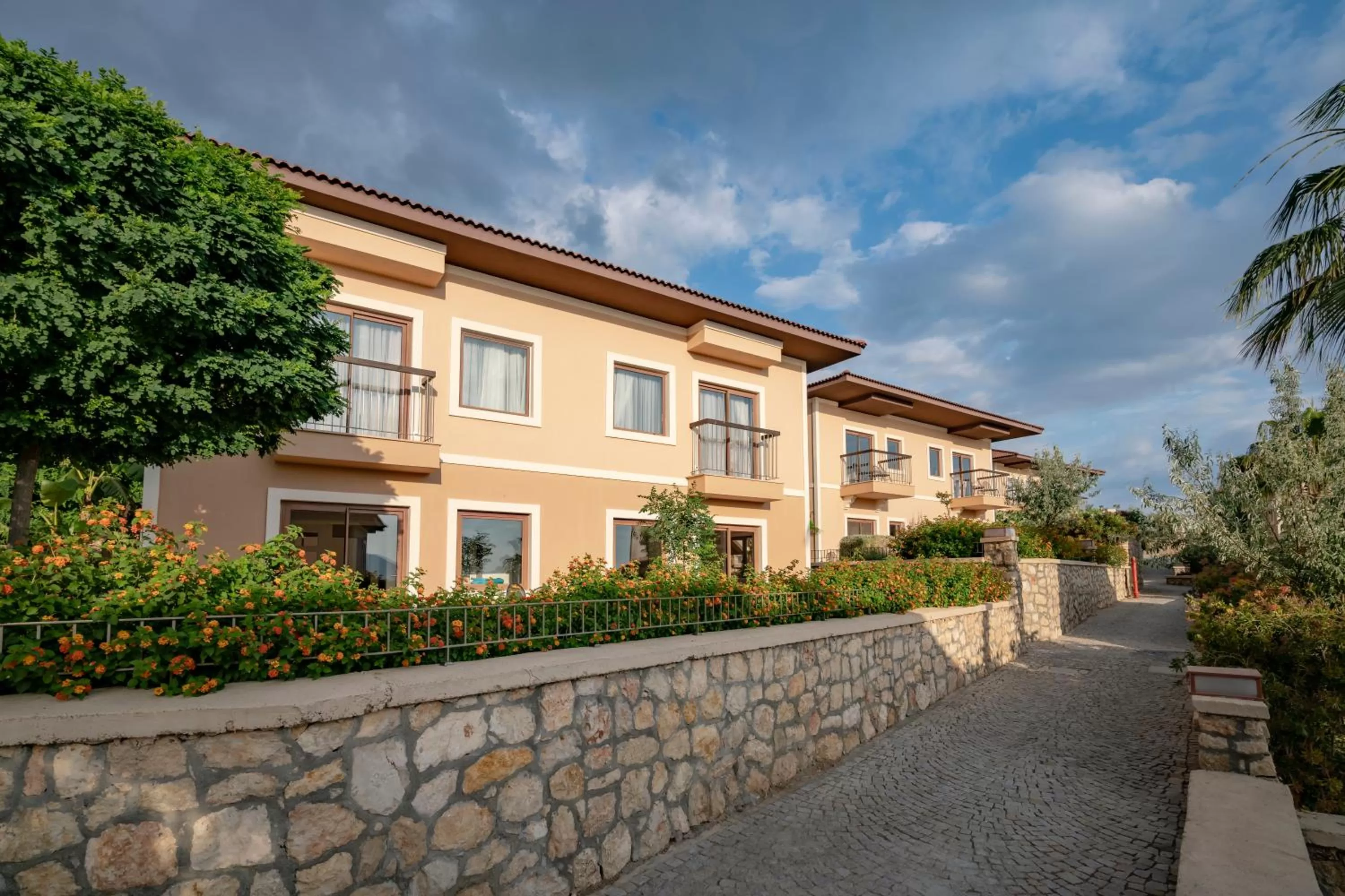 Garden in Royal Teos Thermal Resort Clinic & Spa - Halal Hotel