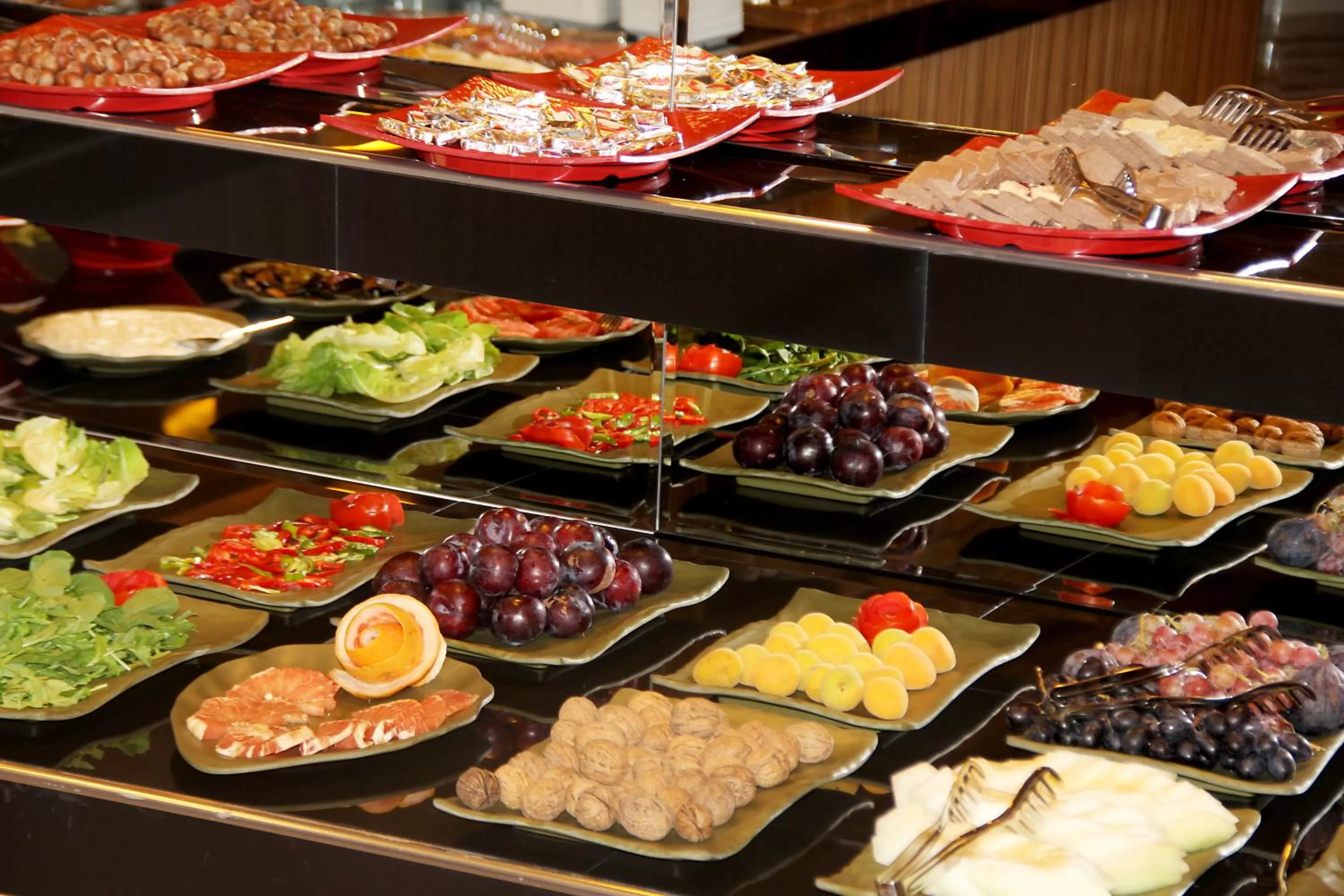 Food and drinks, Food in Nun Hotel