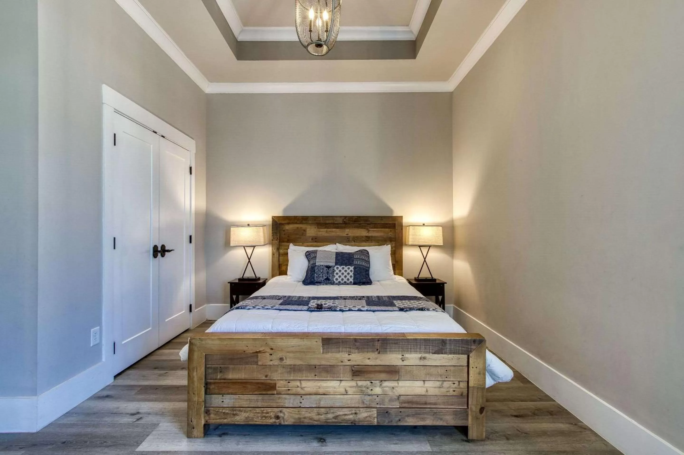 Photo of the whole room, Bed in Central Hotel, Ascend Hotel Collection