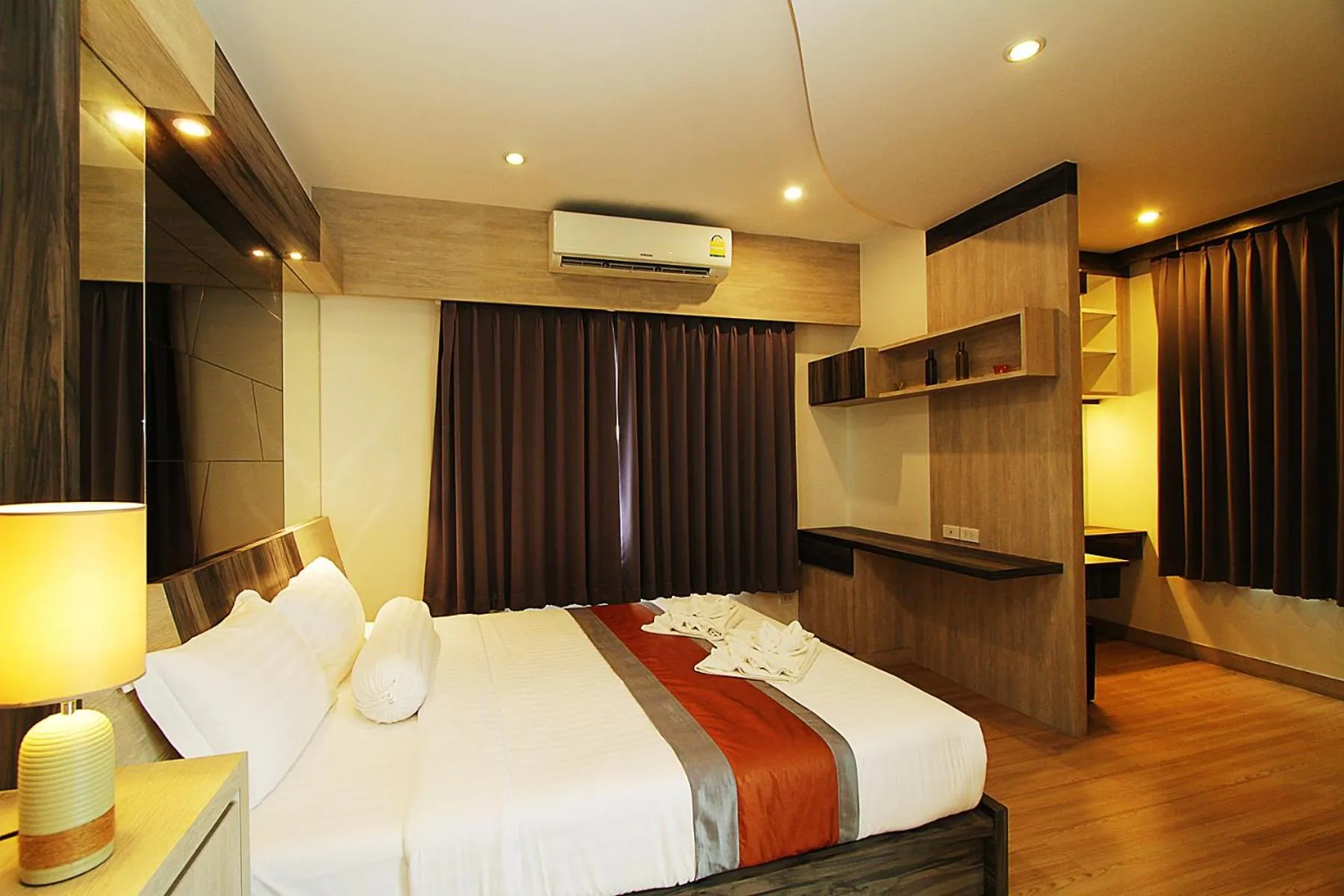 Bed in The Contrast i Hotel