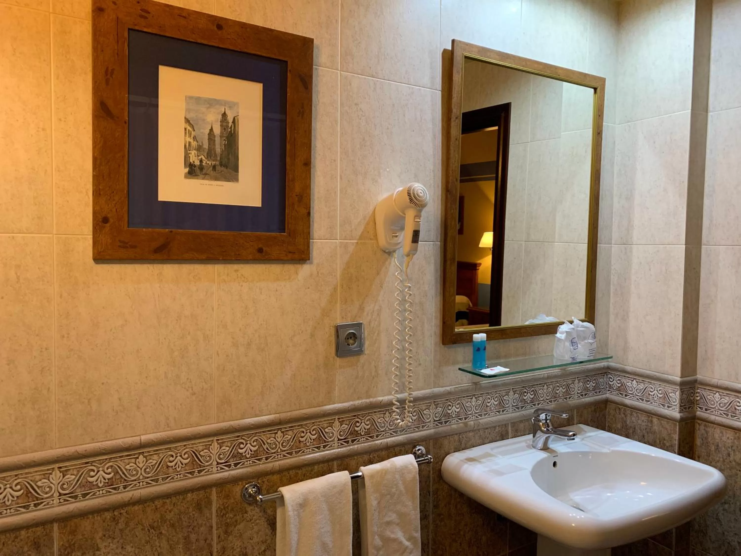 Bathroom in La Sierra