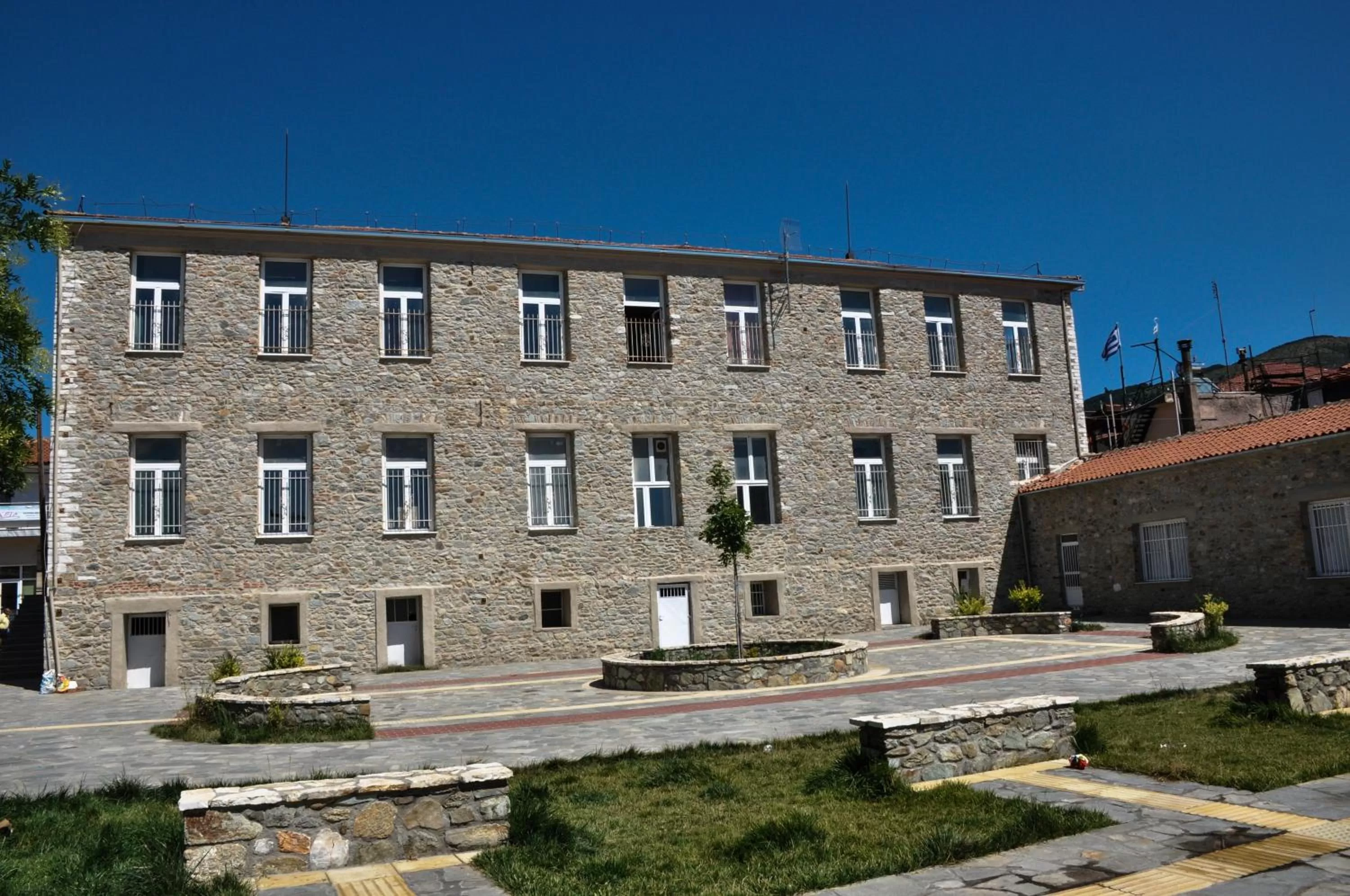 Nearby landmark in Mondeus Inn Luxury