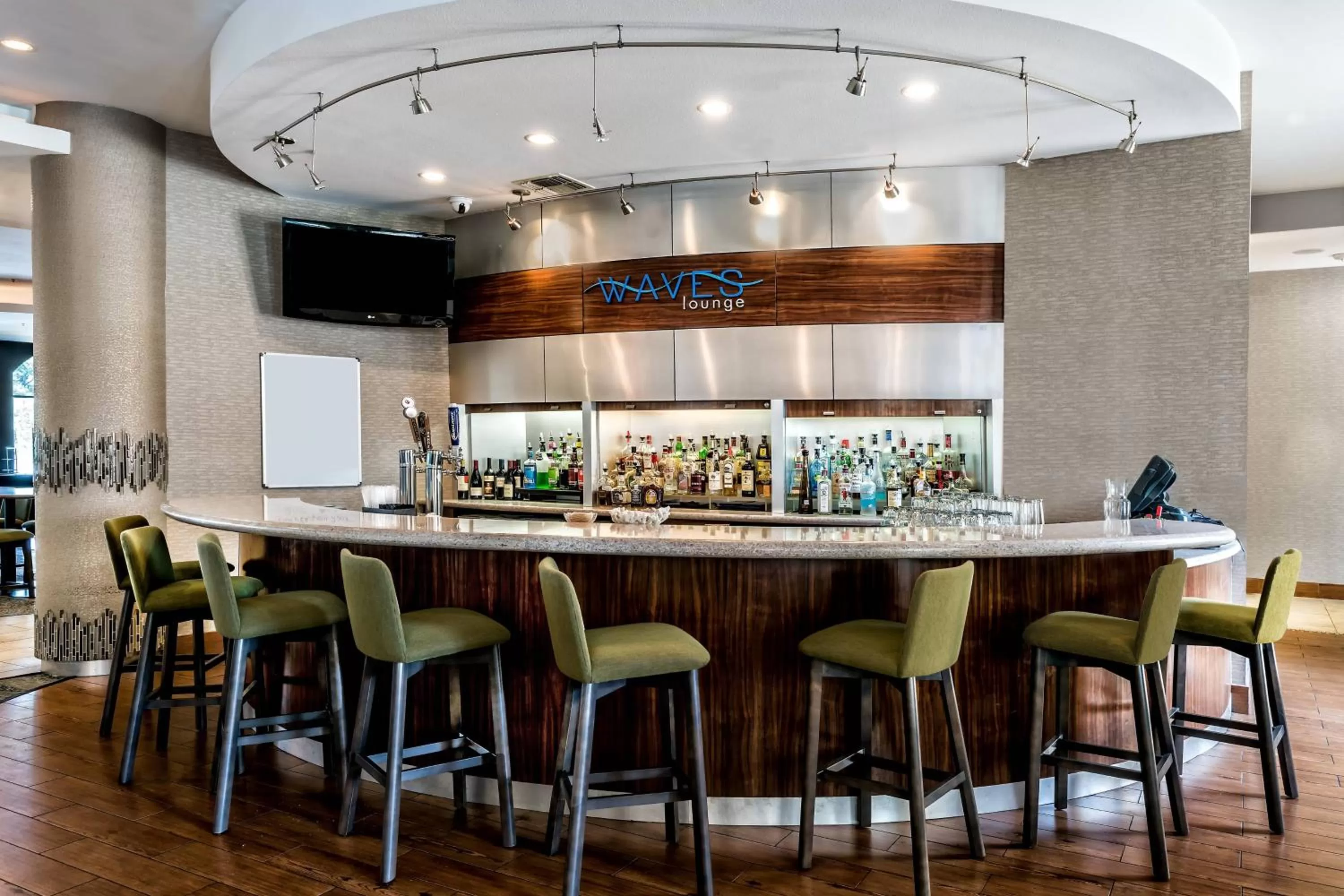 Lounge or bar in Courtyard by Marriott San Antonio SeaWorld Westover Hills