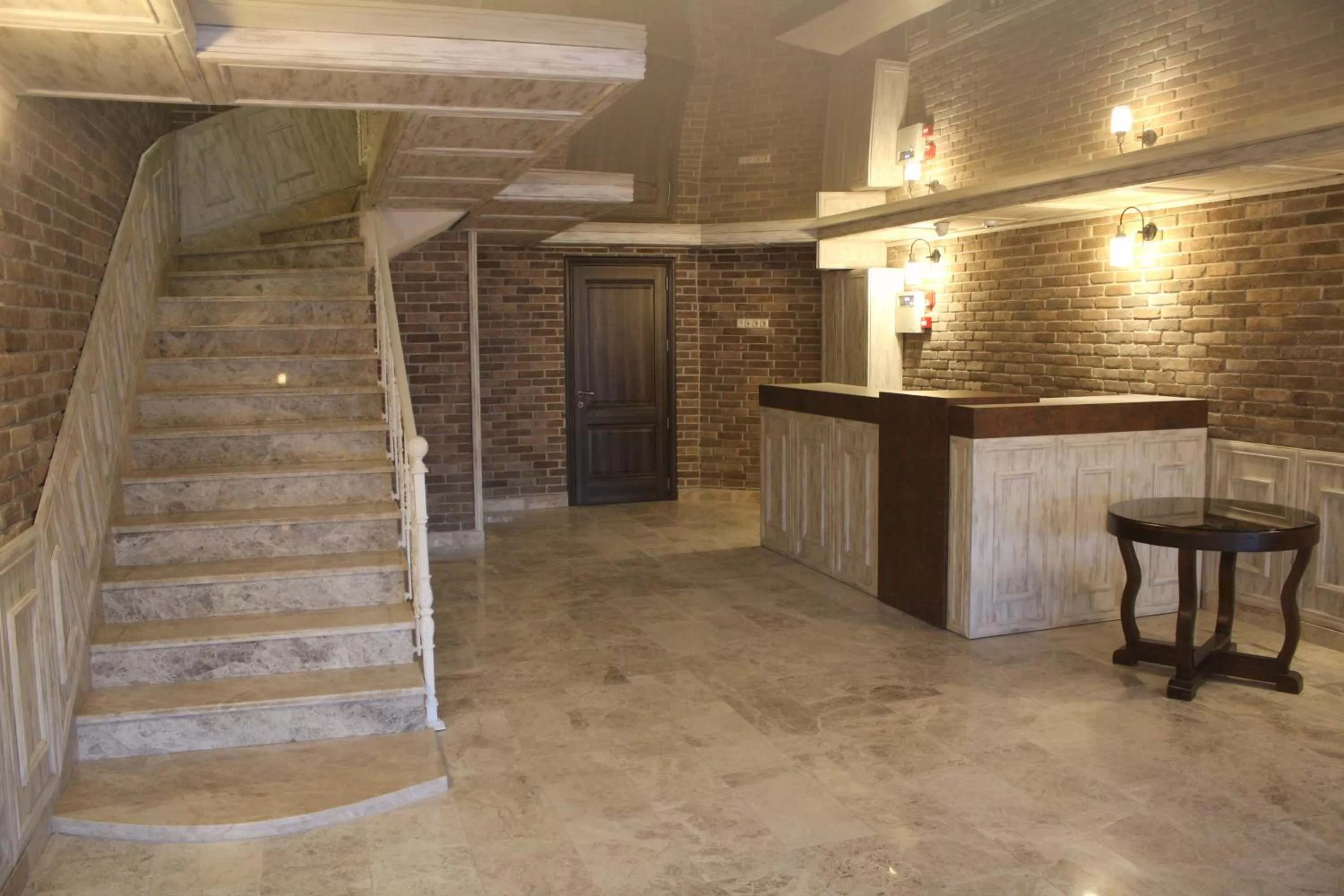 MELINI Boutique Hotel