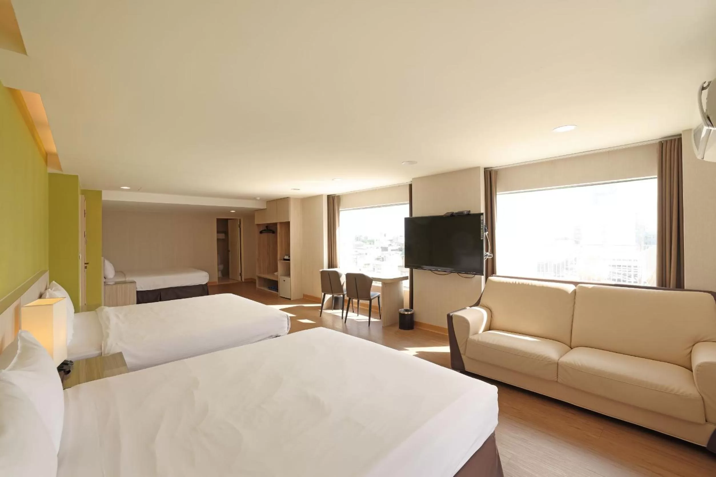 Run of House (6 Adults) in TC Hotel - Hualien Zhongxiao