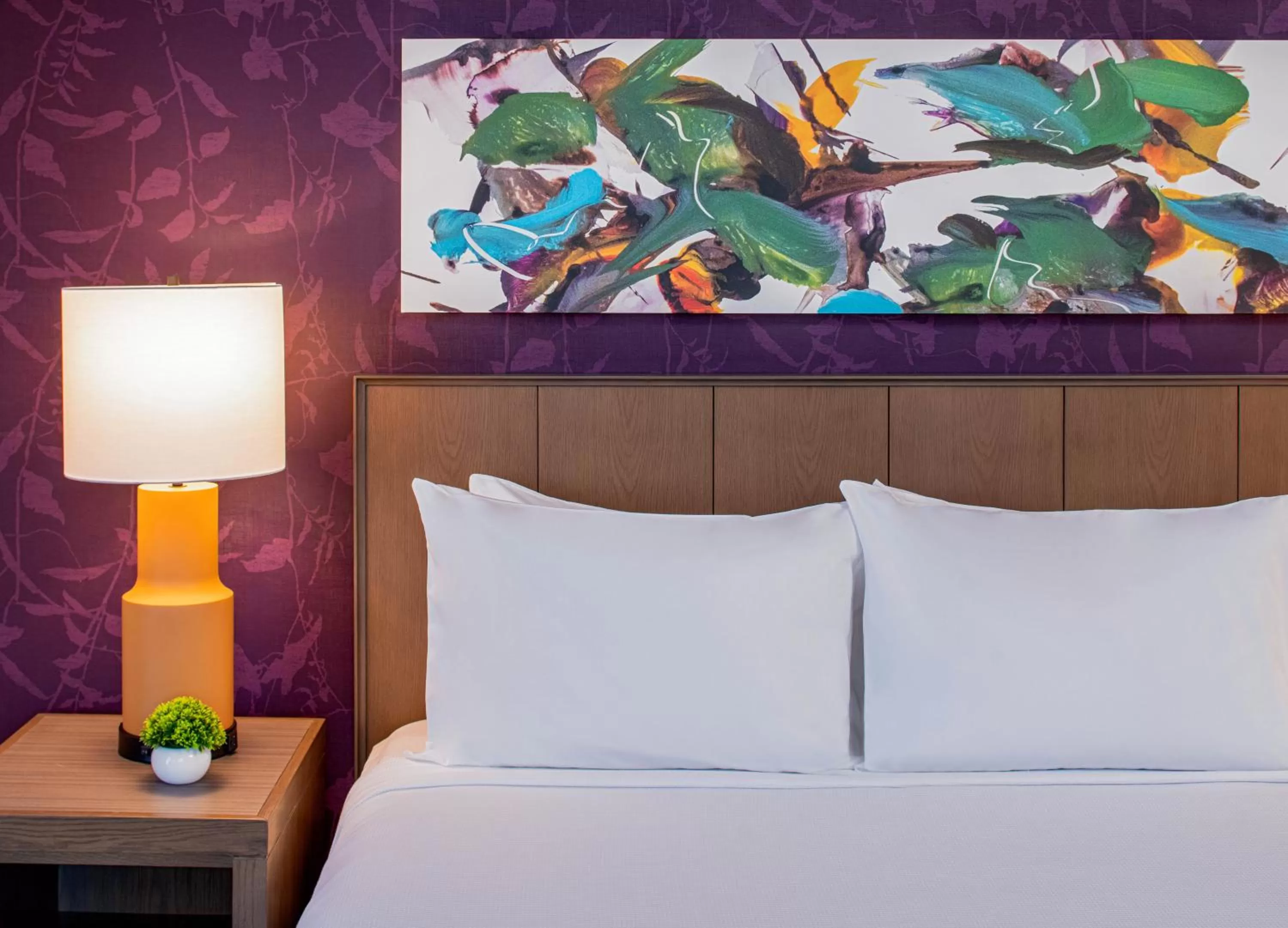 Bed in Hyatt House Tampa Downtown