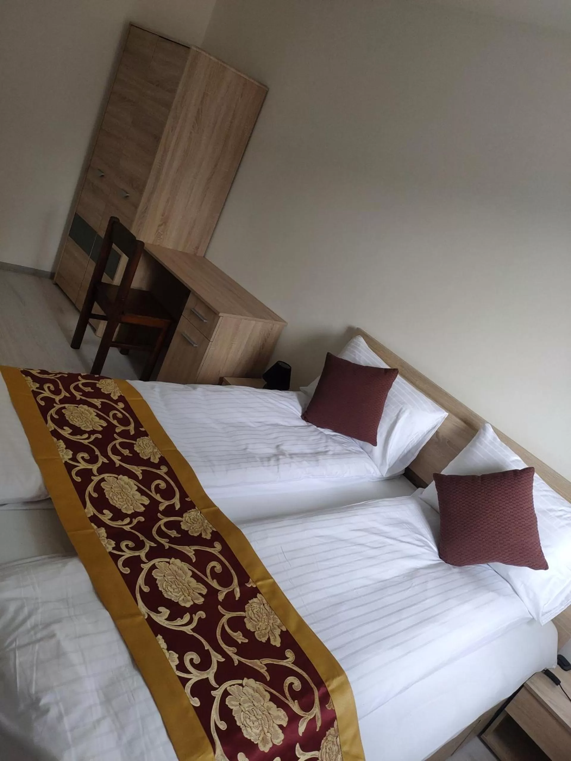 Bed in Sun-House Pension - ParkingFree Limited spaces-