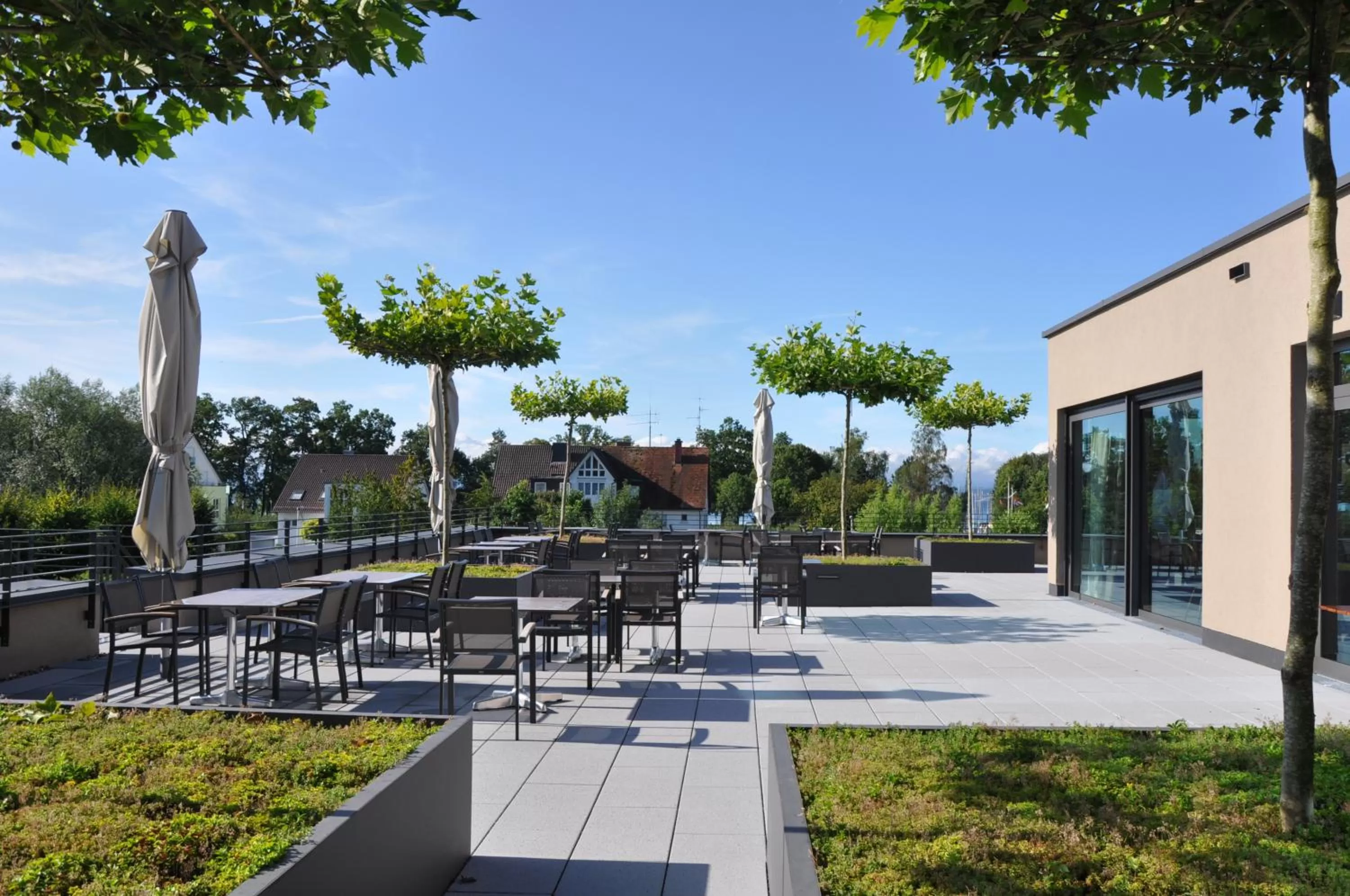 Property building in Hotel Traube am See