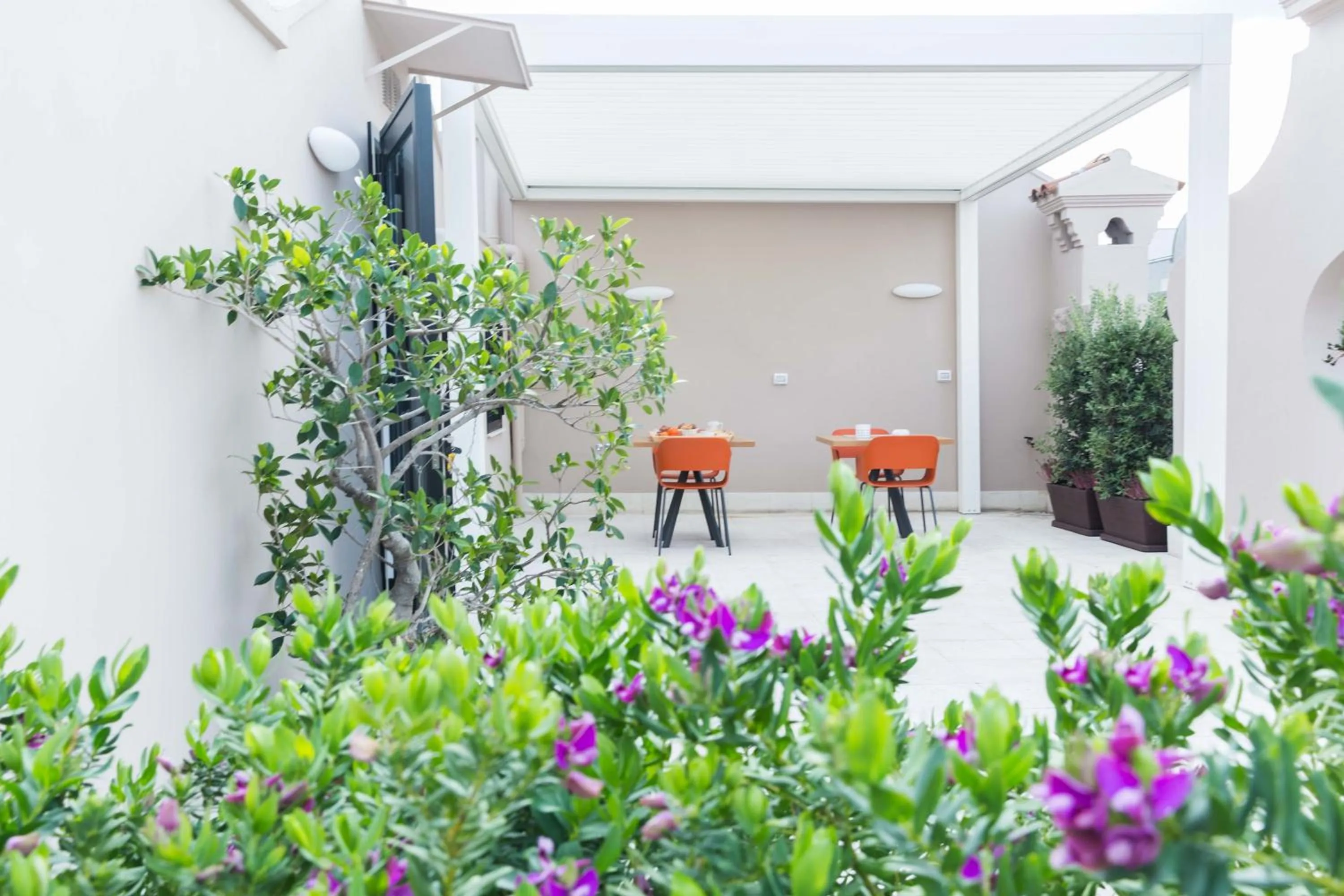 Patio in 200 ROOMS & TERRACE