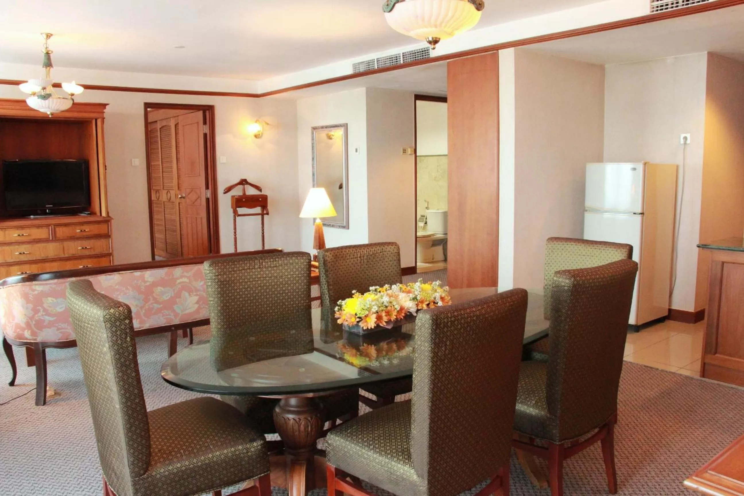 Living room in Millennium Hotel Sirih Jakarta