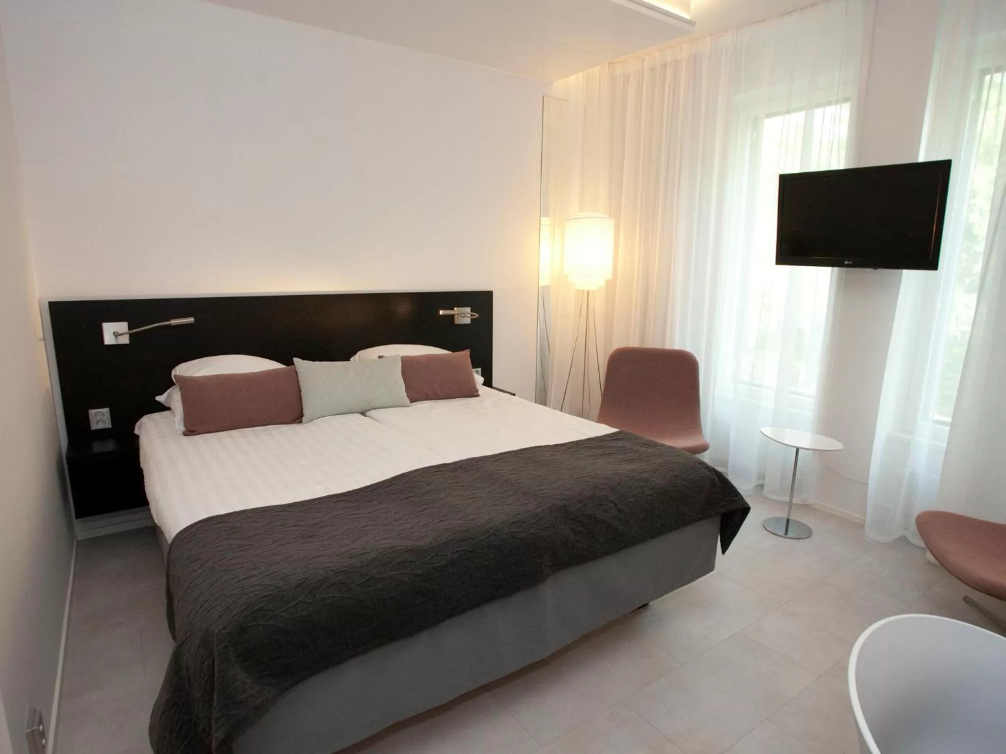 Photo of the whole room, Bed in Original Sokos Hotel Puijonsarvi