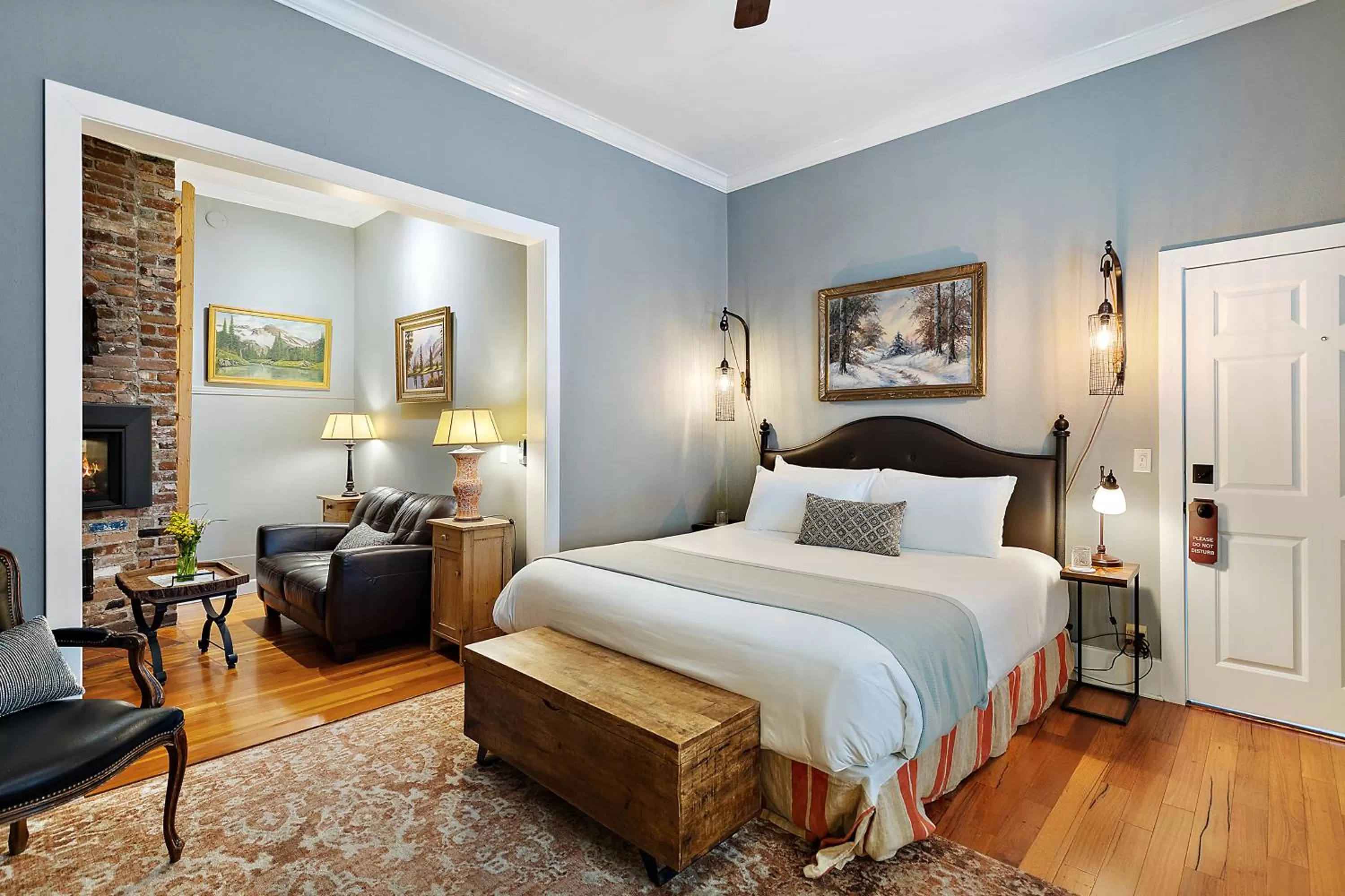 King Suite in McCully House Inn