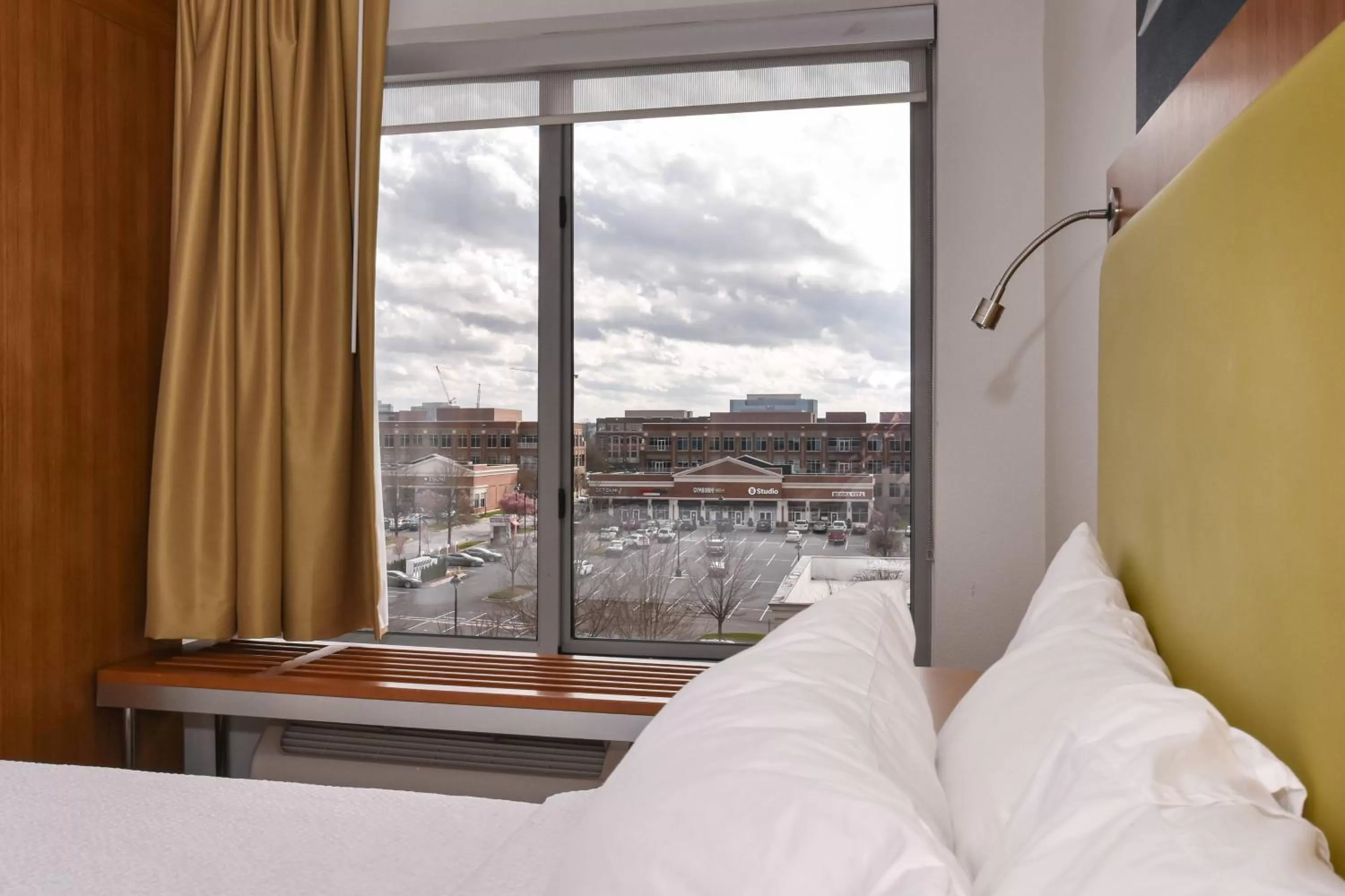 Photo of the whole room, Bed in SpringHill Suites by Marriott Charlotte Ballantyne