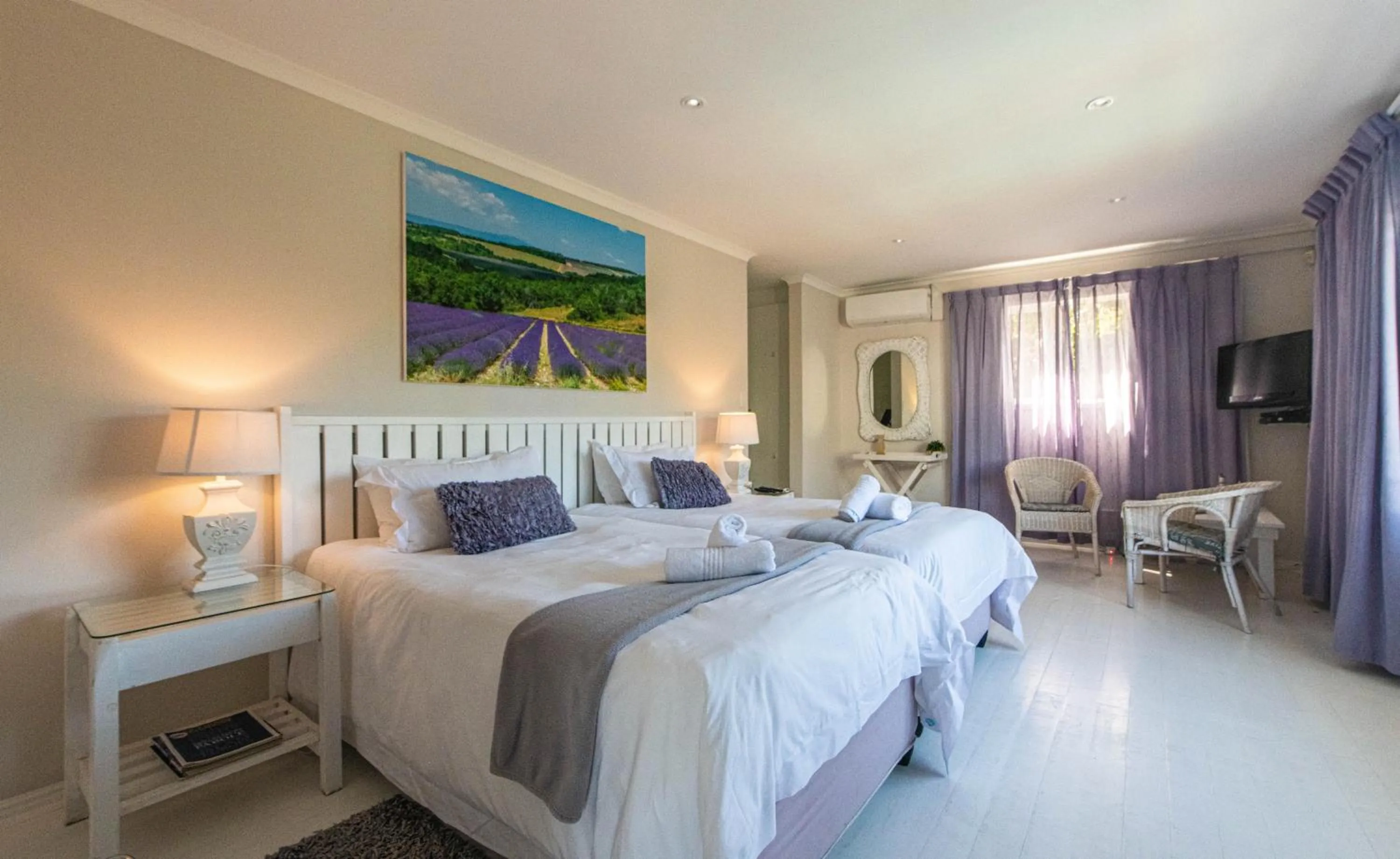 Deluxe Double Room with Terrace in Brenton Beach House