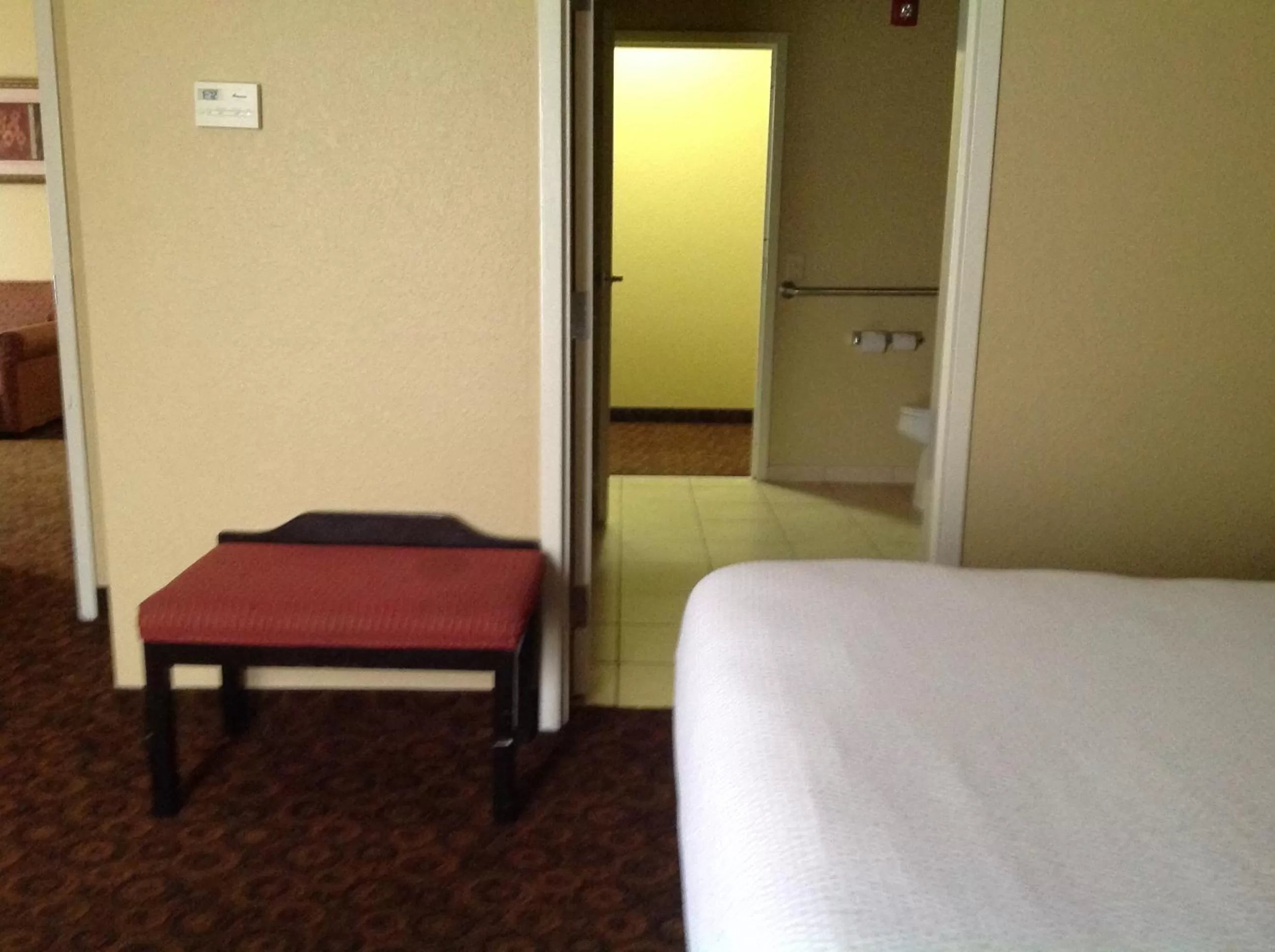 Bed in La Quinta by Wyndham Vicksburg