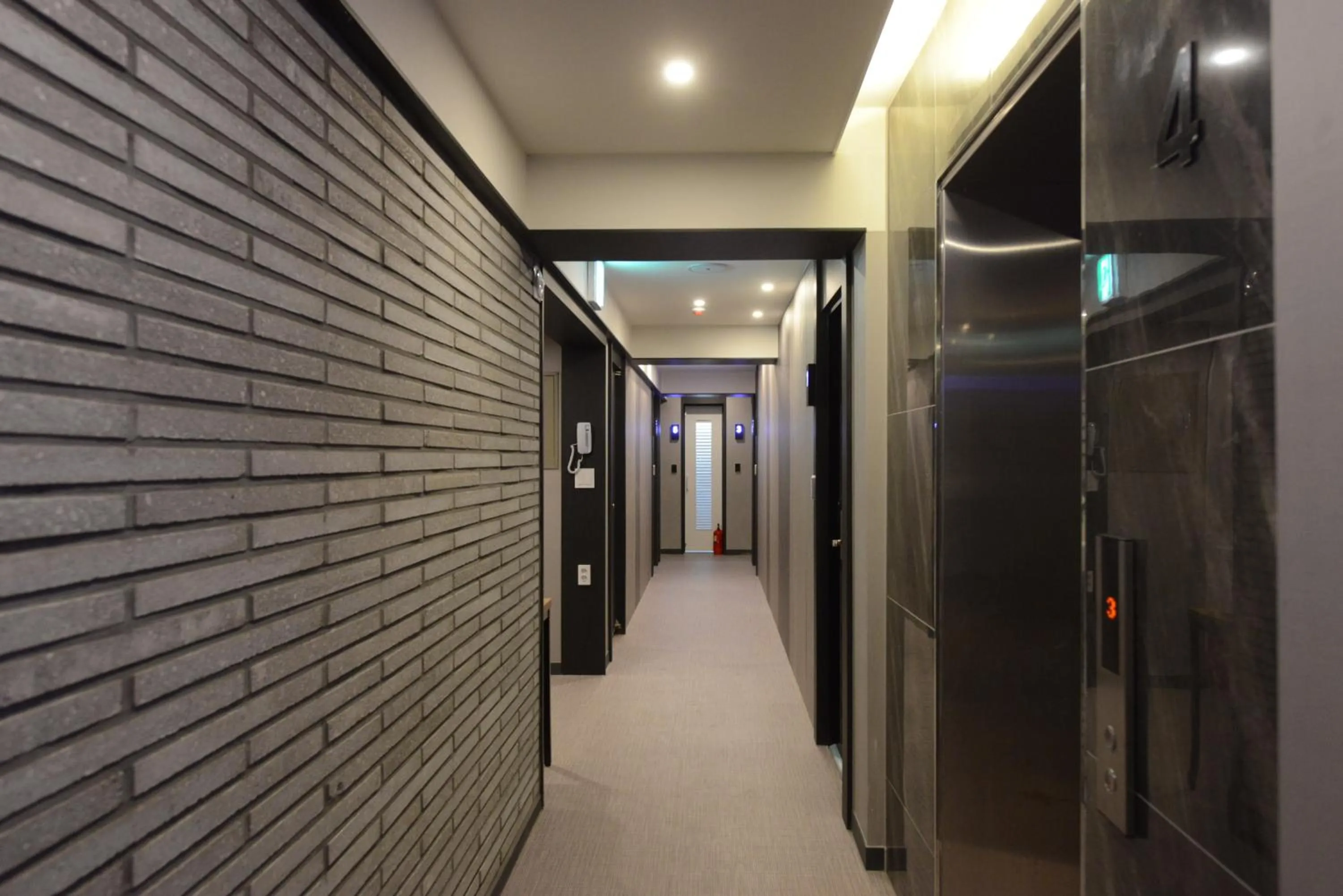 Property building in Top Motel Busan