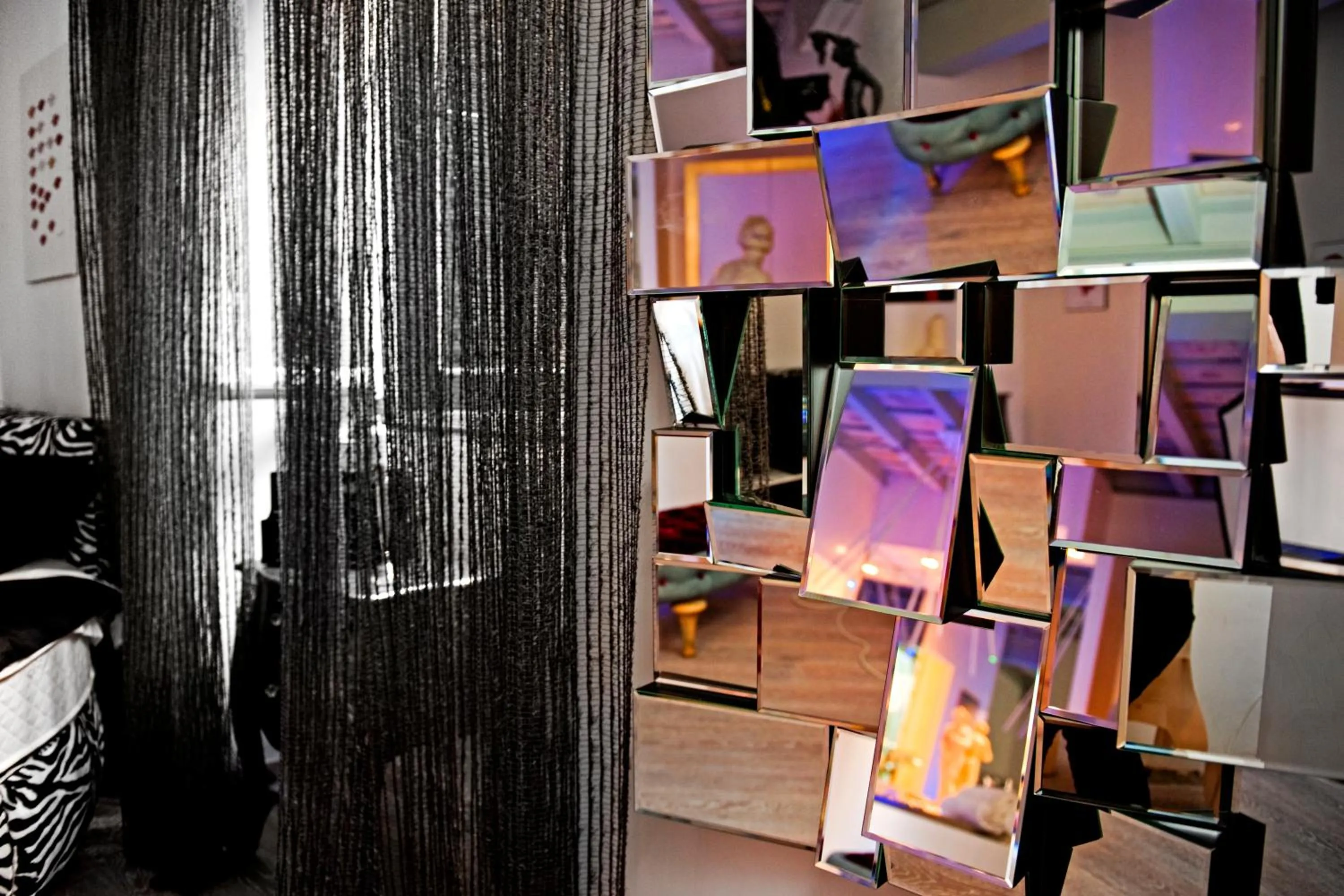 Shower in Pantheon Relais