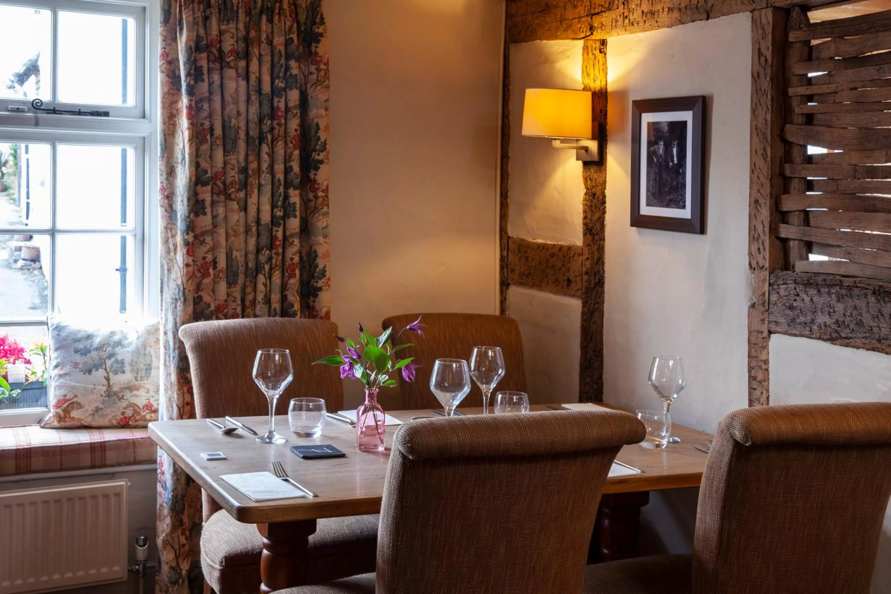 Restaurant/places to eat in The Angel Inn, Petworth