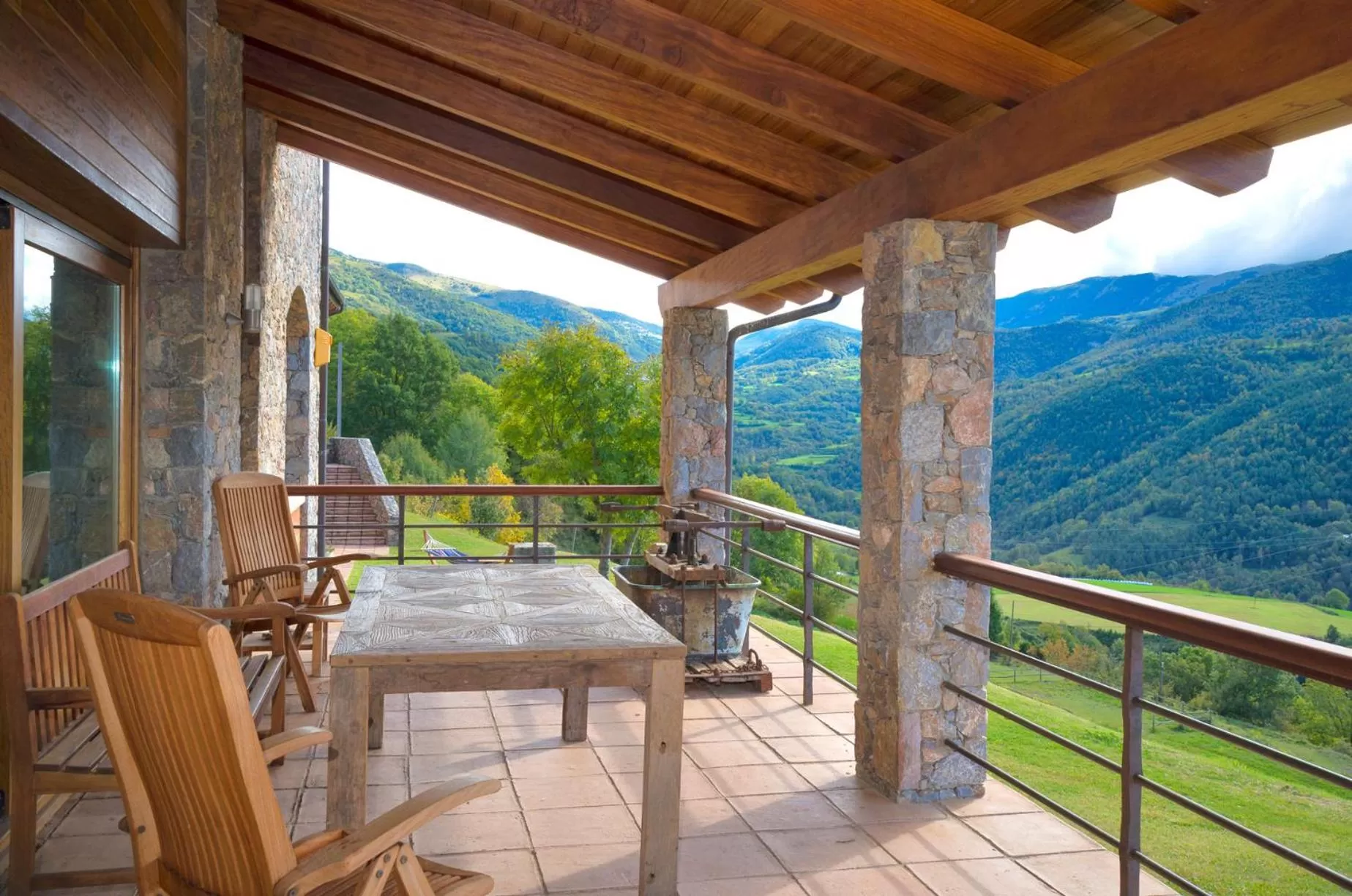 Patio in Serrat del Vent - Adults only
